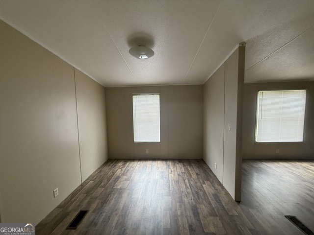 105 Cedar Road Property Photo 6