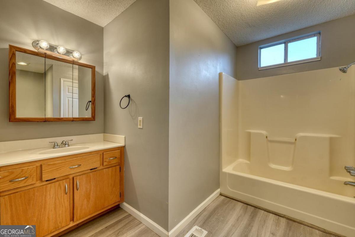 1013 Bradley Road # 4 Property Photo 28