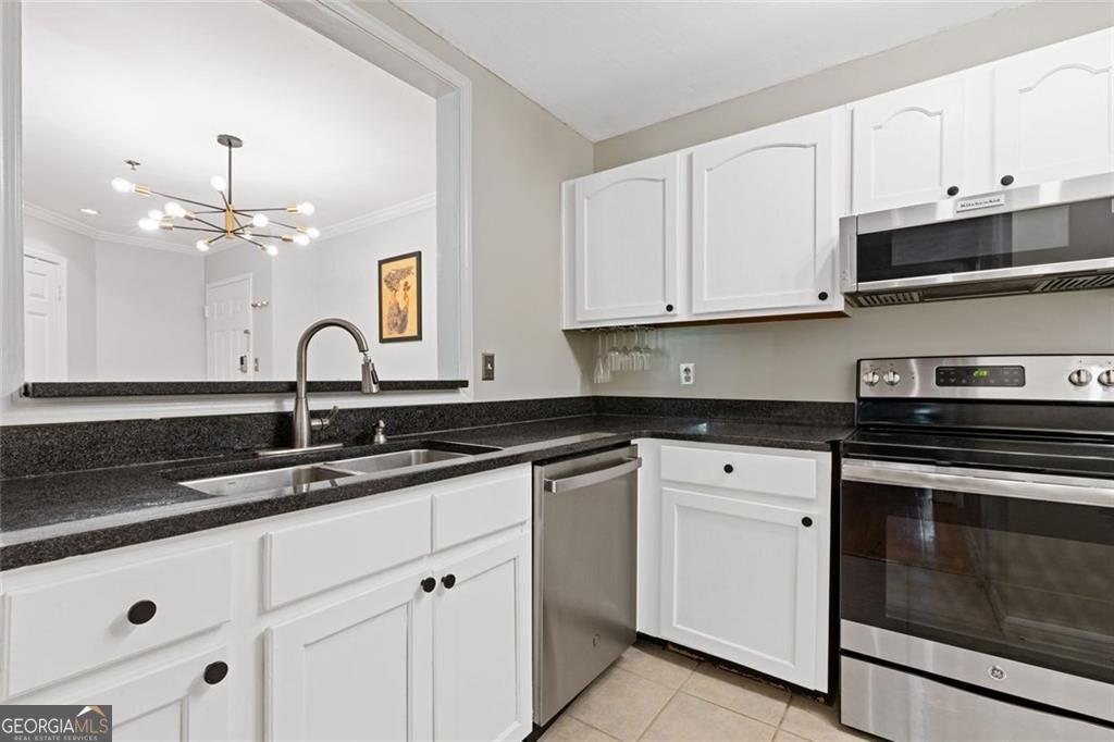 970 Sidney Marcus Boulevard # 1404 Property Photo 6