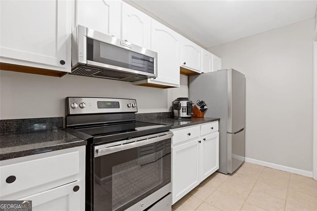 970 Sidney Marcus Boulevard # 1404 Property Photo 7