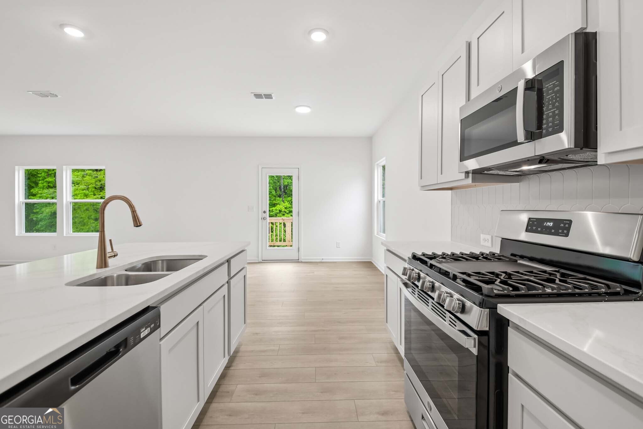 5368 Heron Bay Boulevard Property Photo 6