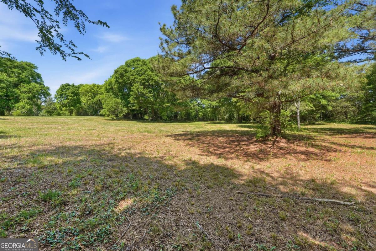 102 Jackson Drive Se Property Photo 6