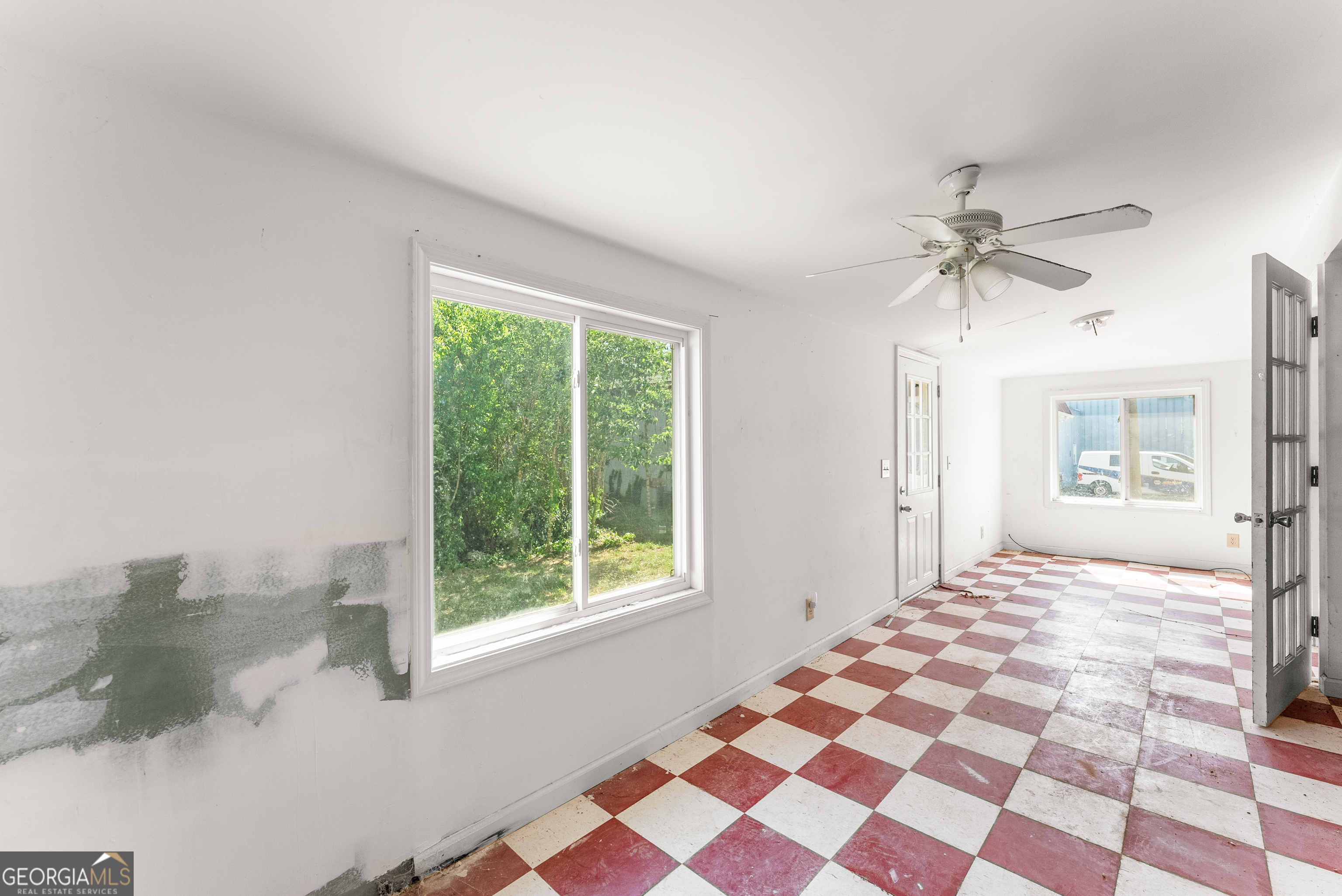 160 E Currahee Street Property Photo 13