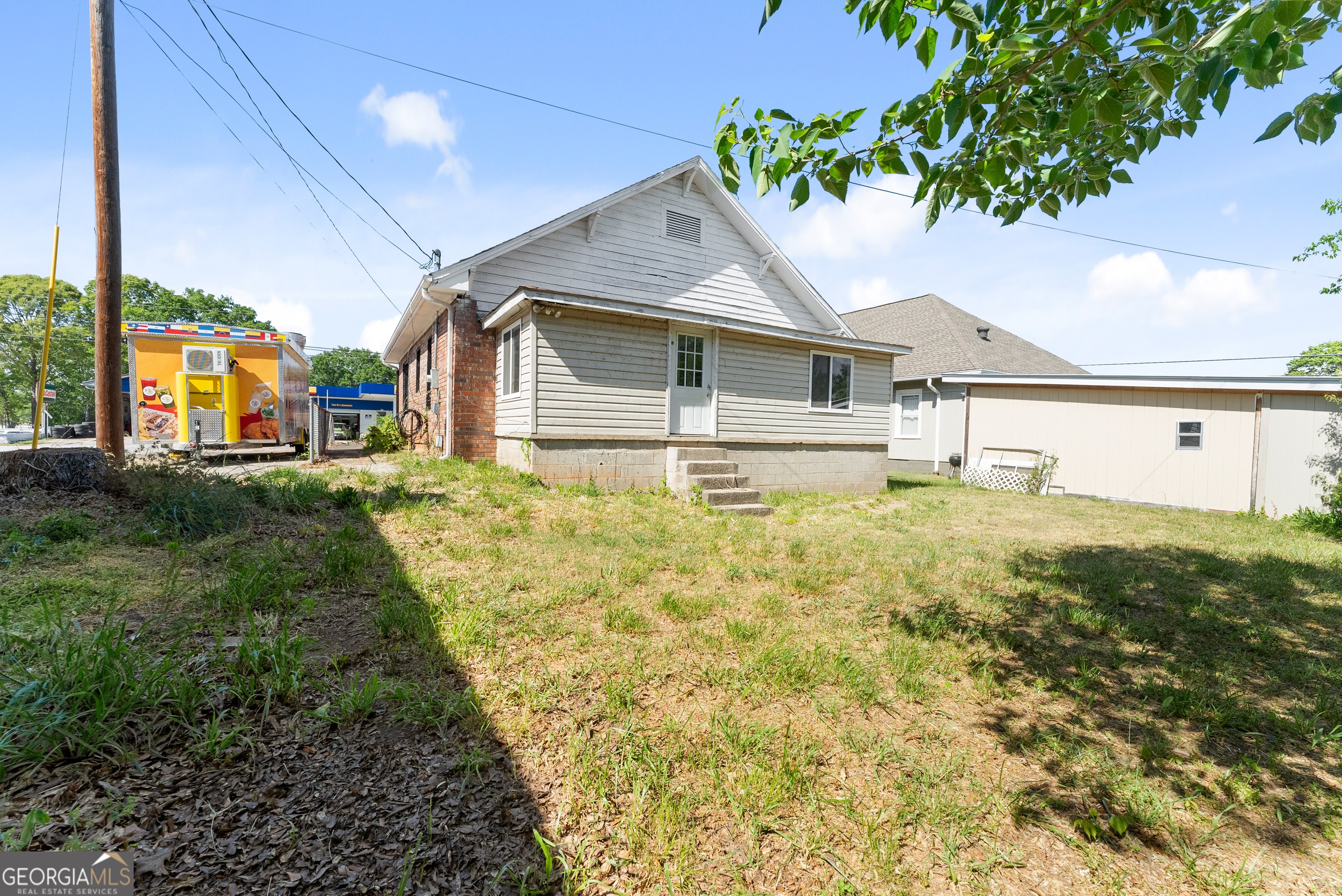 160 E Currahee Street Property Photo 20