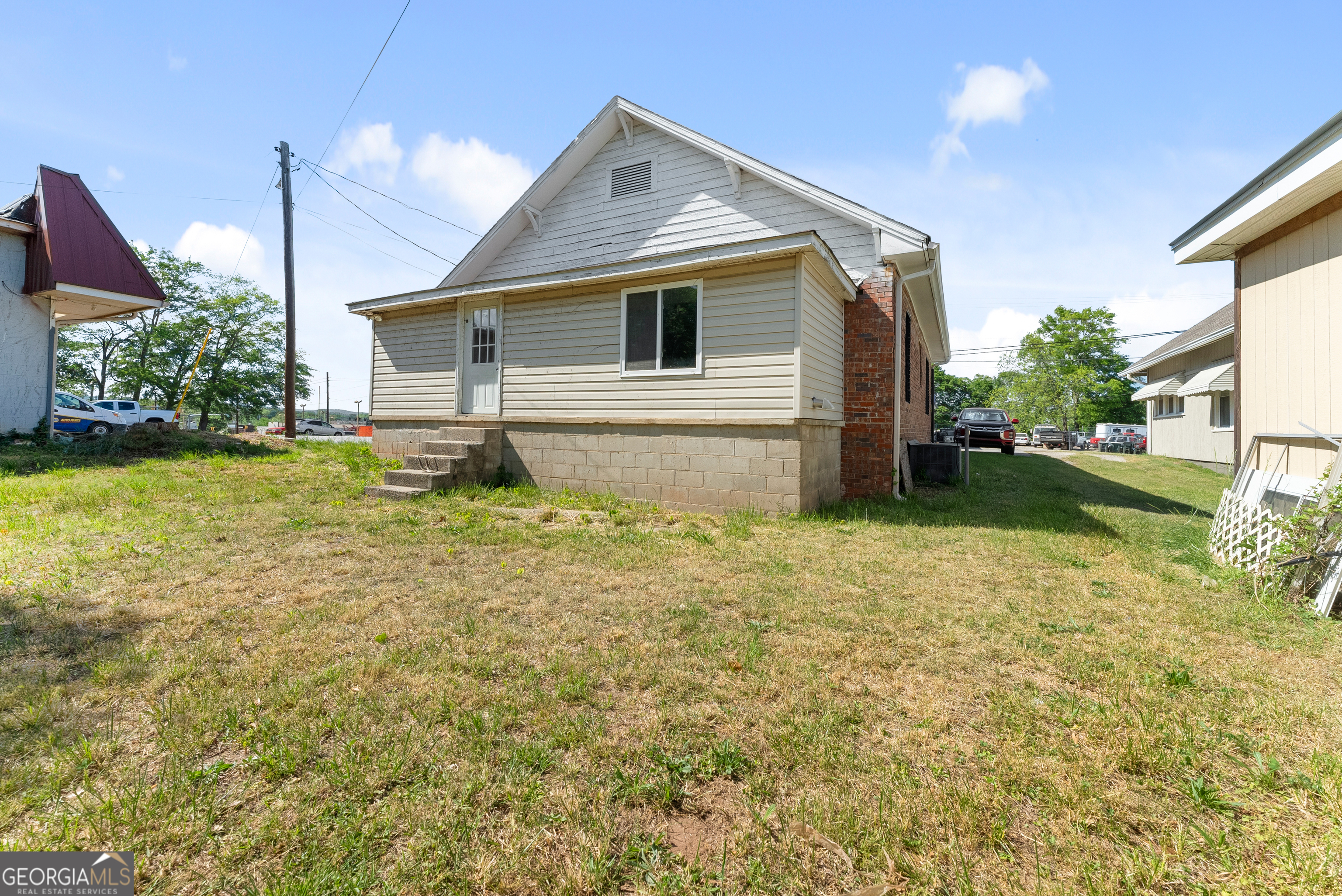 160 E Currahee Street Property Photo 23