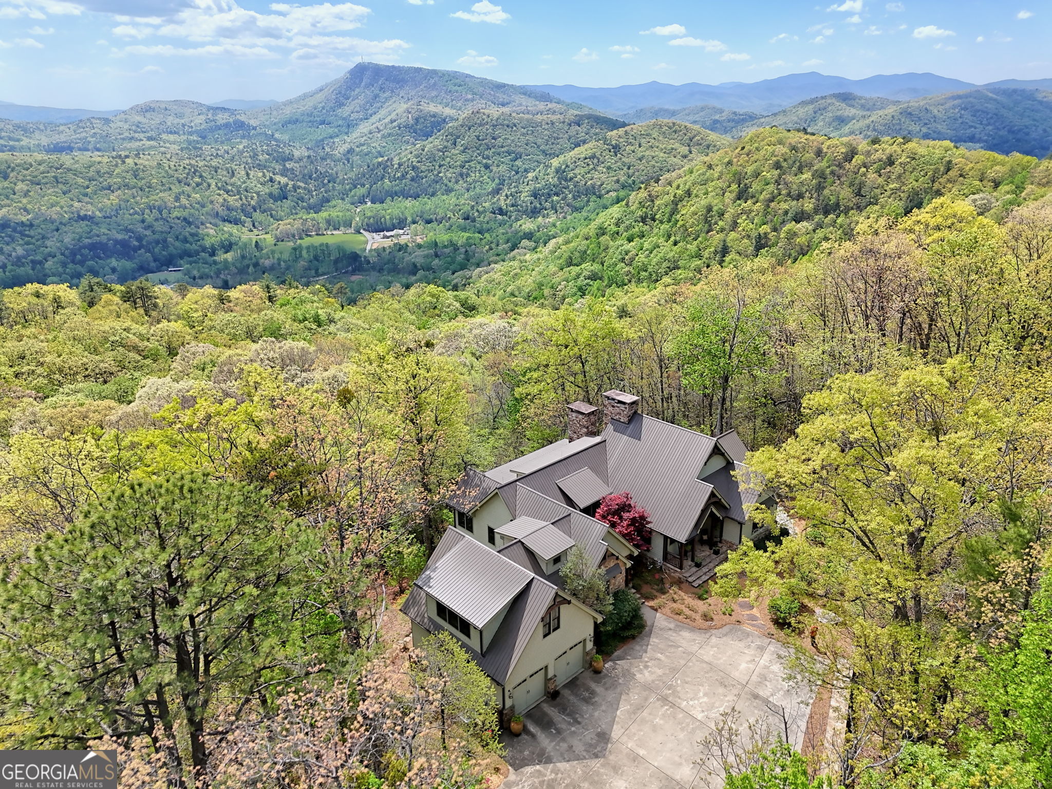 913 Tiger Pass Drive Property Photo 3
