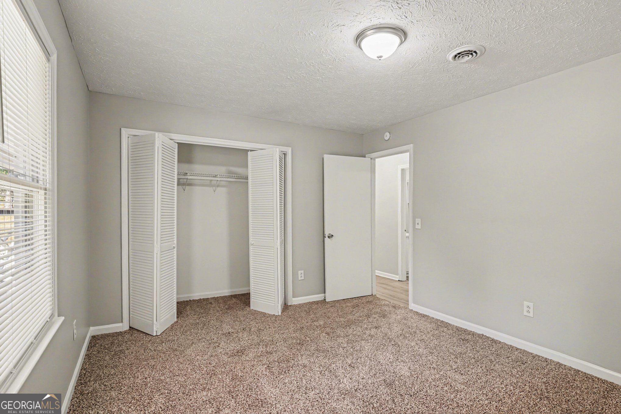 342 Laurel Lane Property Photo 8