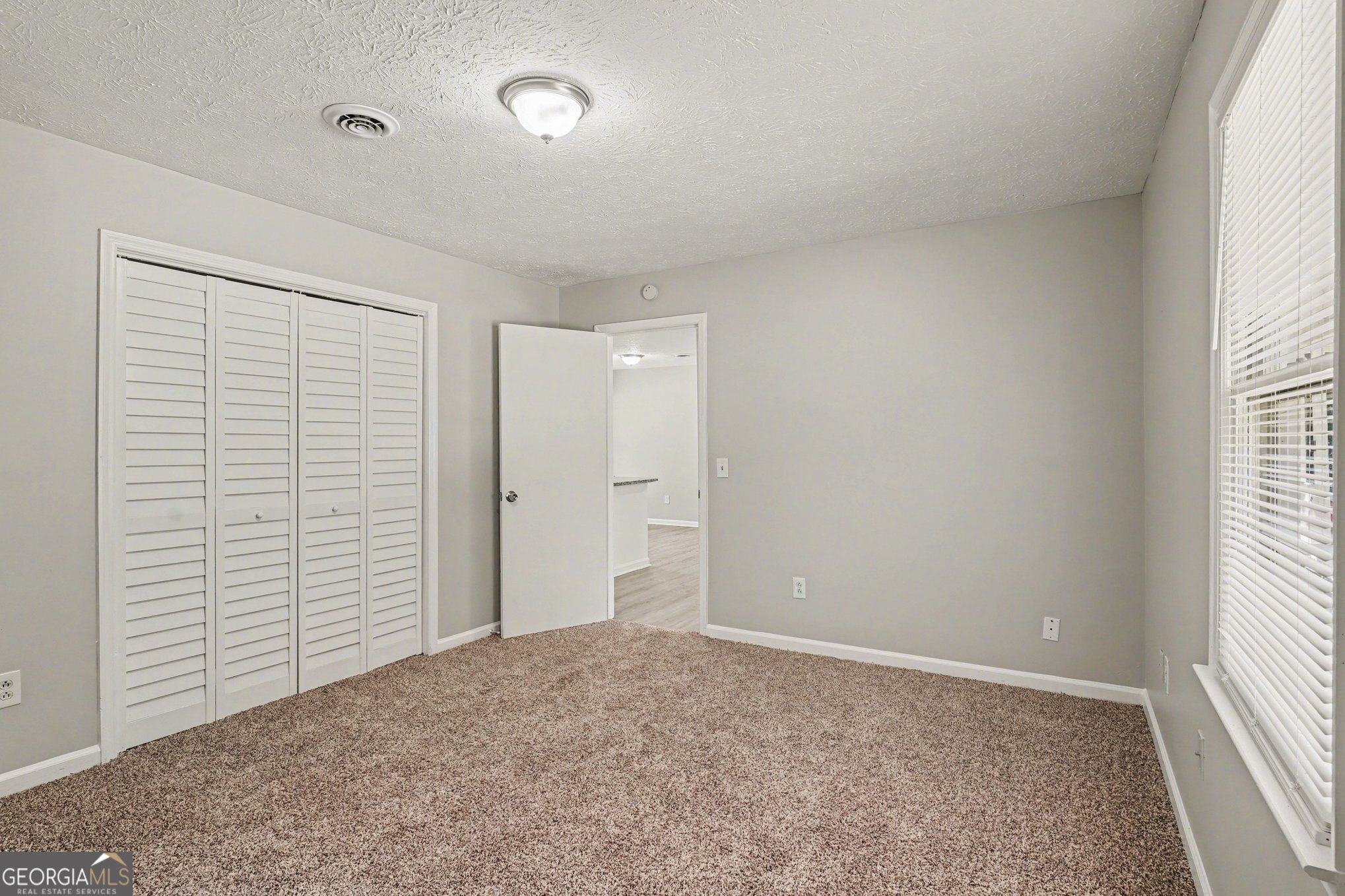 342 Laurel Lane Property Photo 12