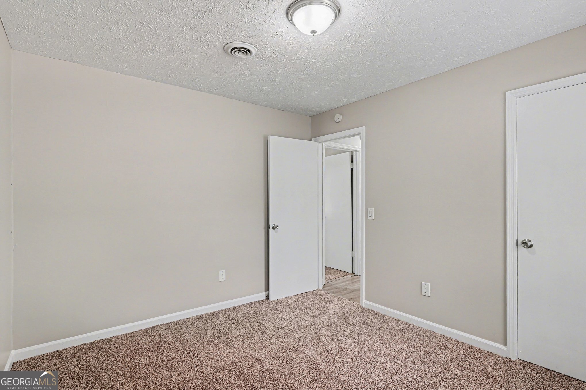 342 Laurel Lane Property Photo 24