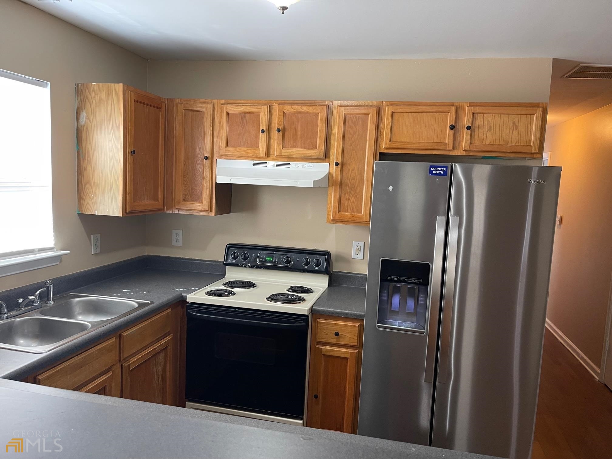 440 Woodlawn Avenue Nw # 1 Property Photo 2