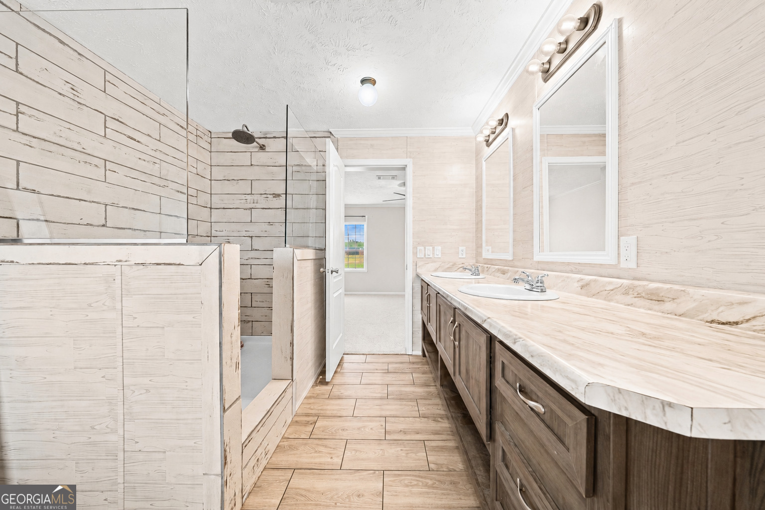 655 Lowe Road Property Photo 9