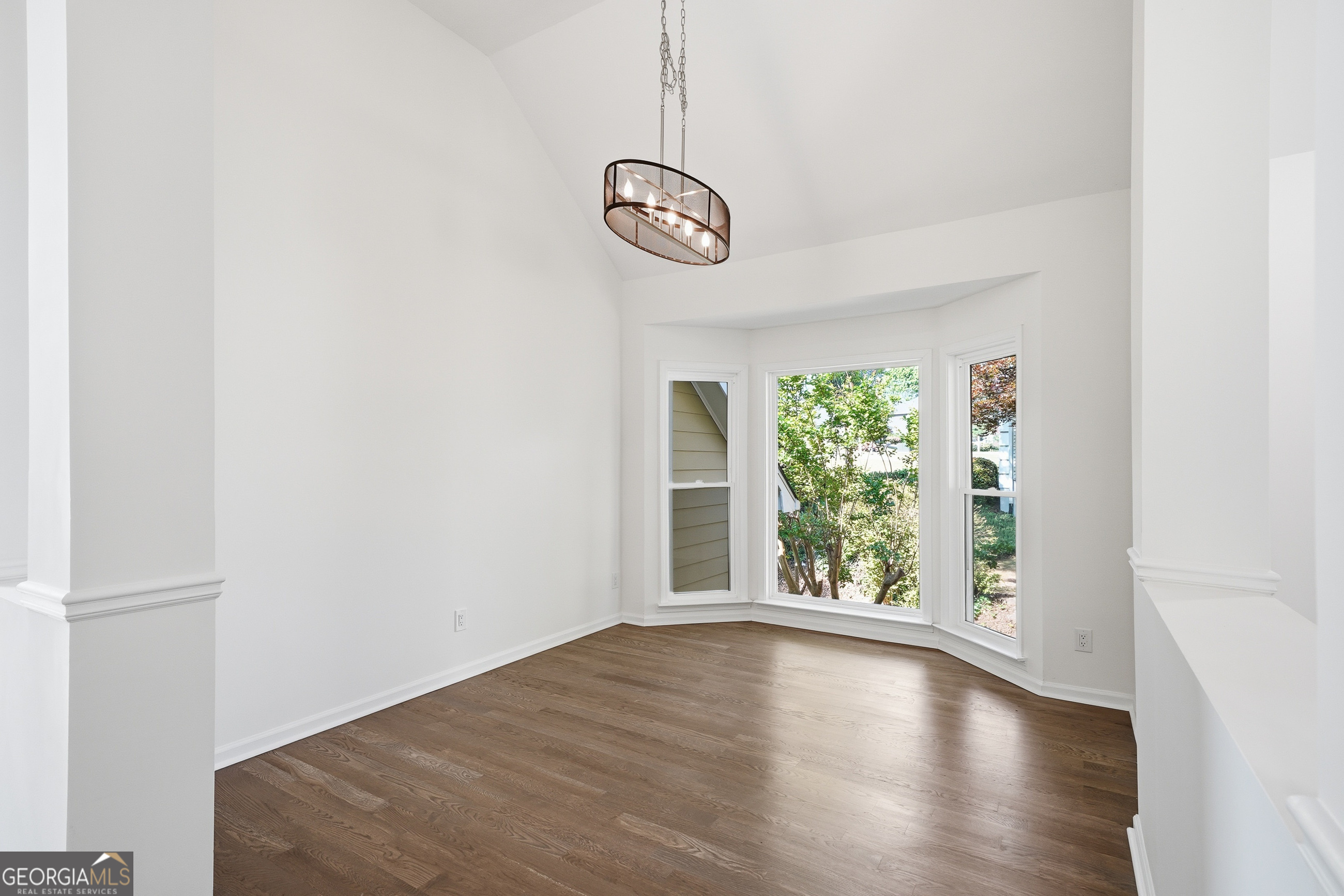 301 Oak Terrace Property Photo 14