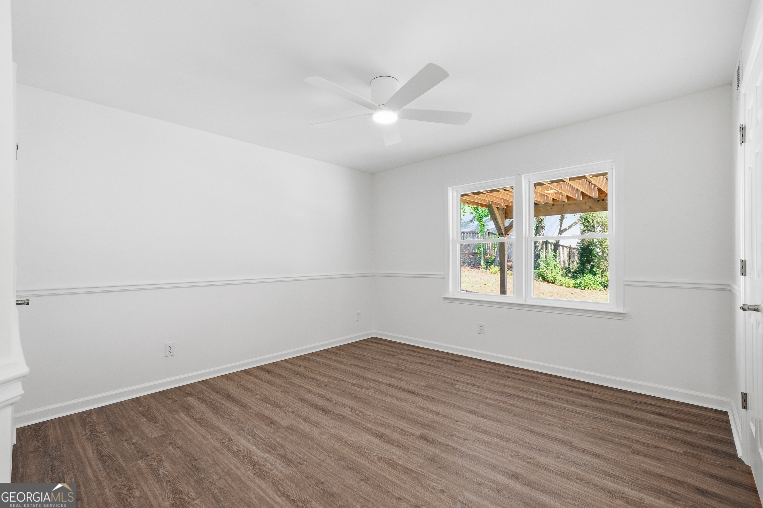 301 Oak Terrace Property Photo 45