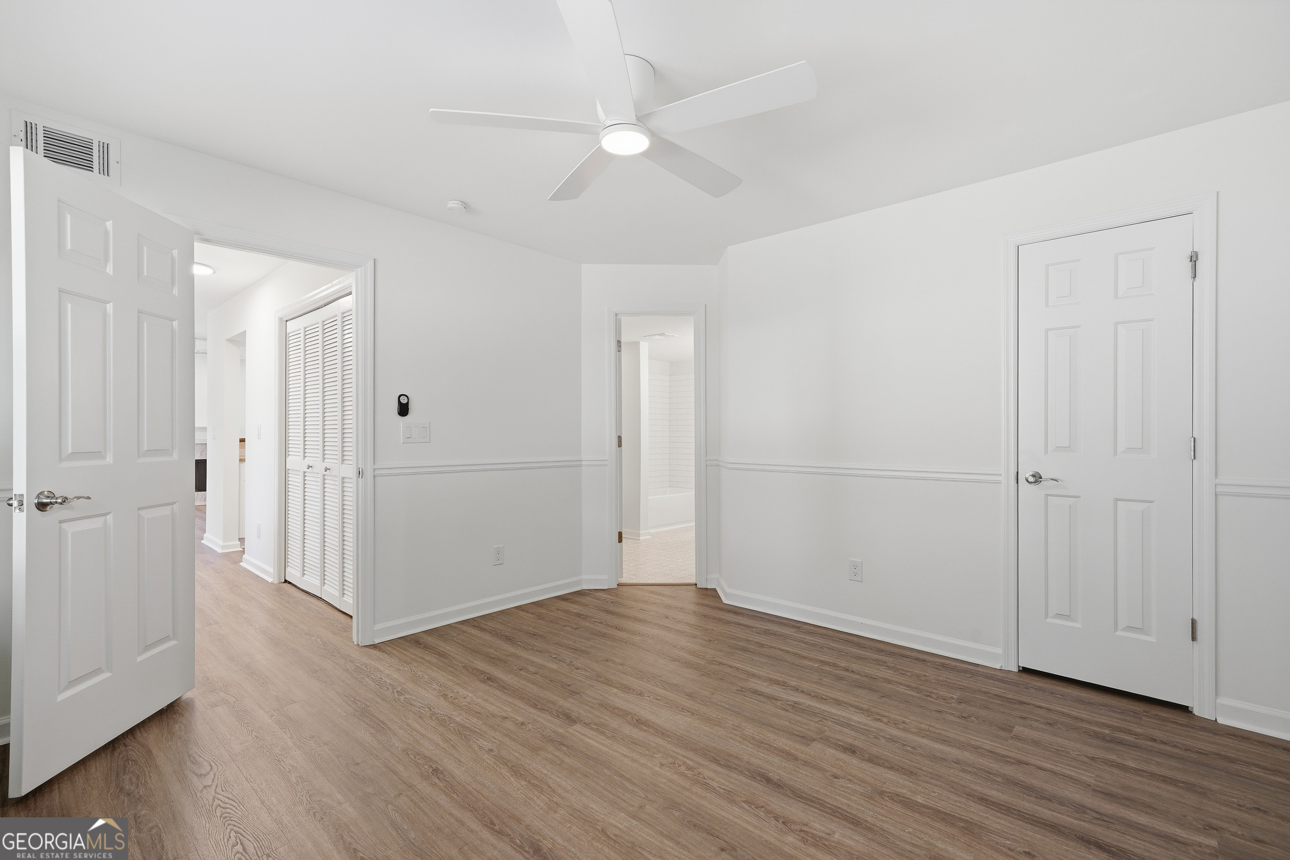 301 Oak Terrace Property Photo 46