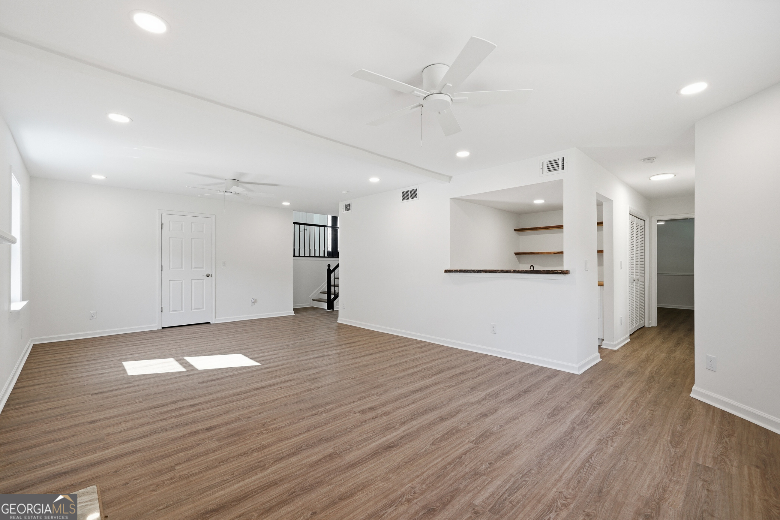 301 Oak Terrace Property Photo 51