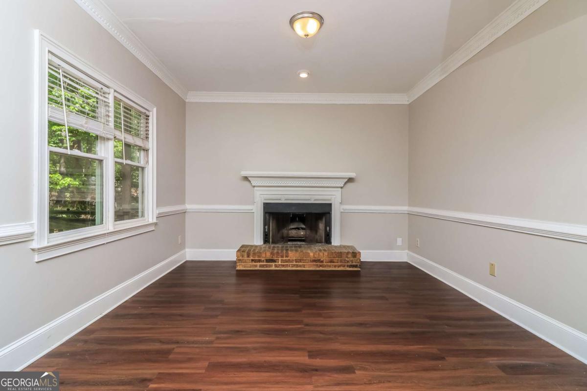 5280 Oglethorpe Court Property Photo 6