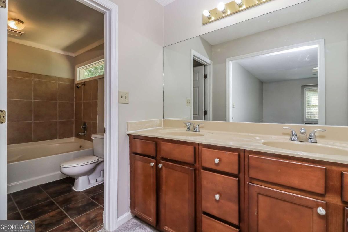 5280 Oglethorpe Court Property Photo 24