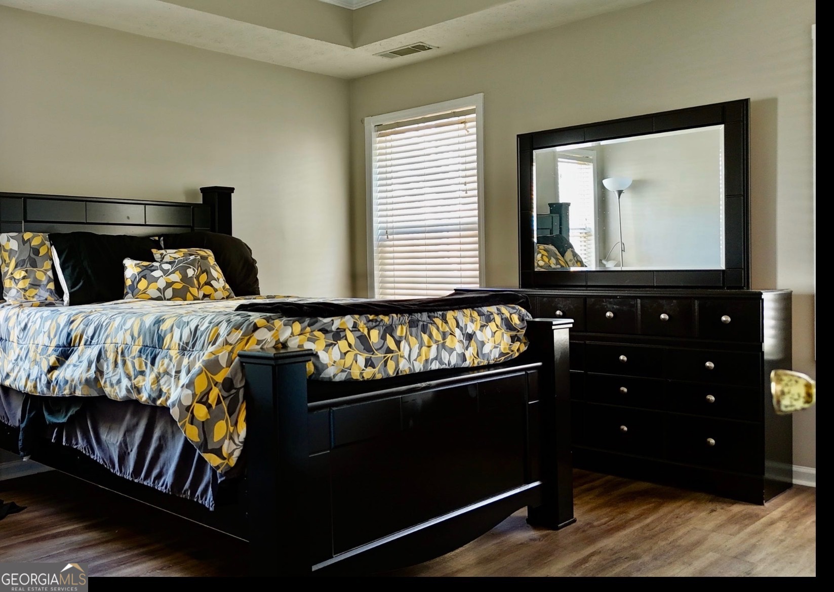 4911 Oak Meadow Lane Property Photo 8