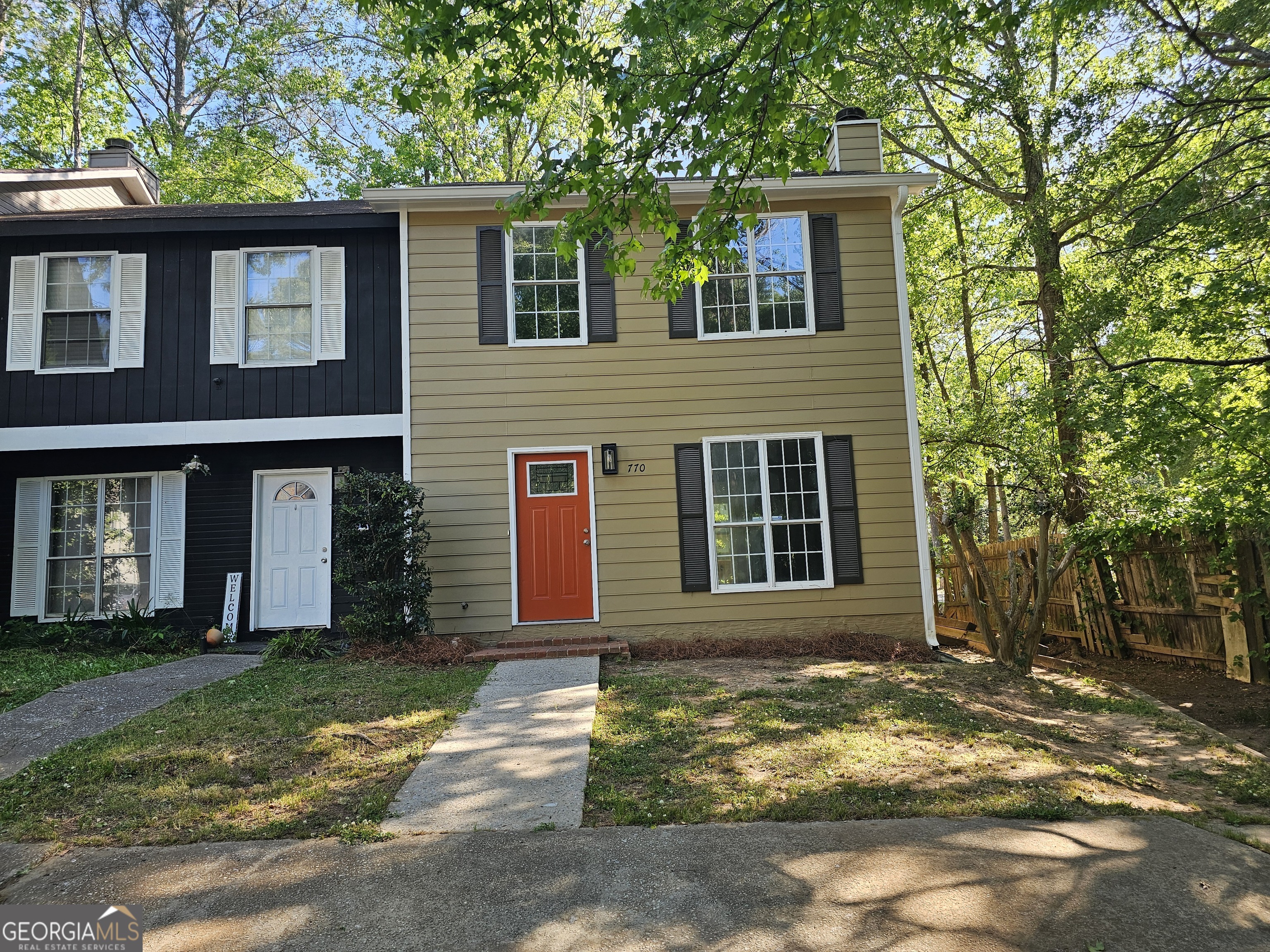 770 Jamestown Crossing Property Photo 1