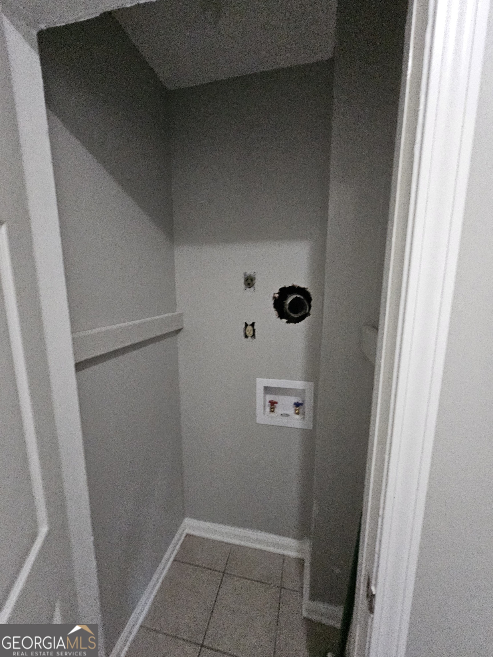 770 Jamestown Crossing Property Photo 6