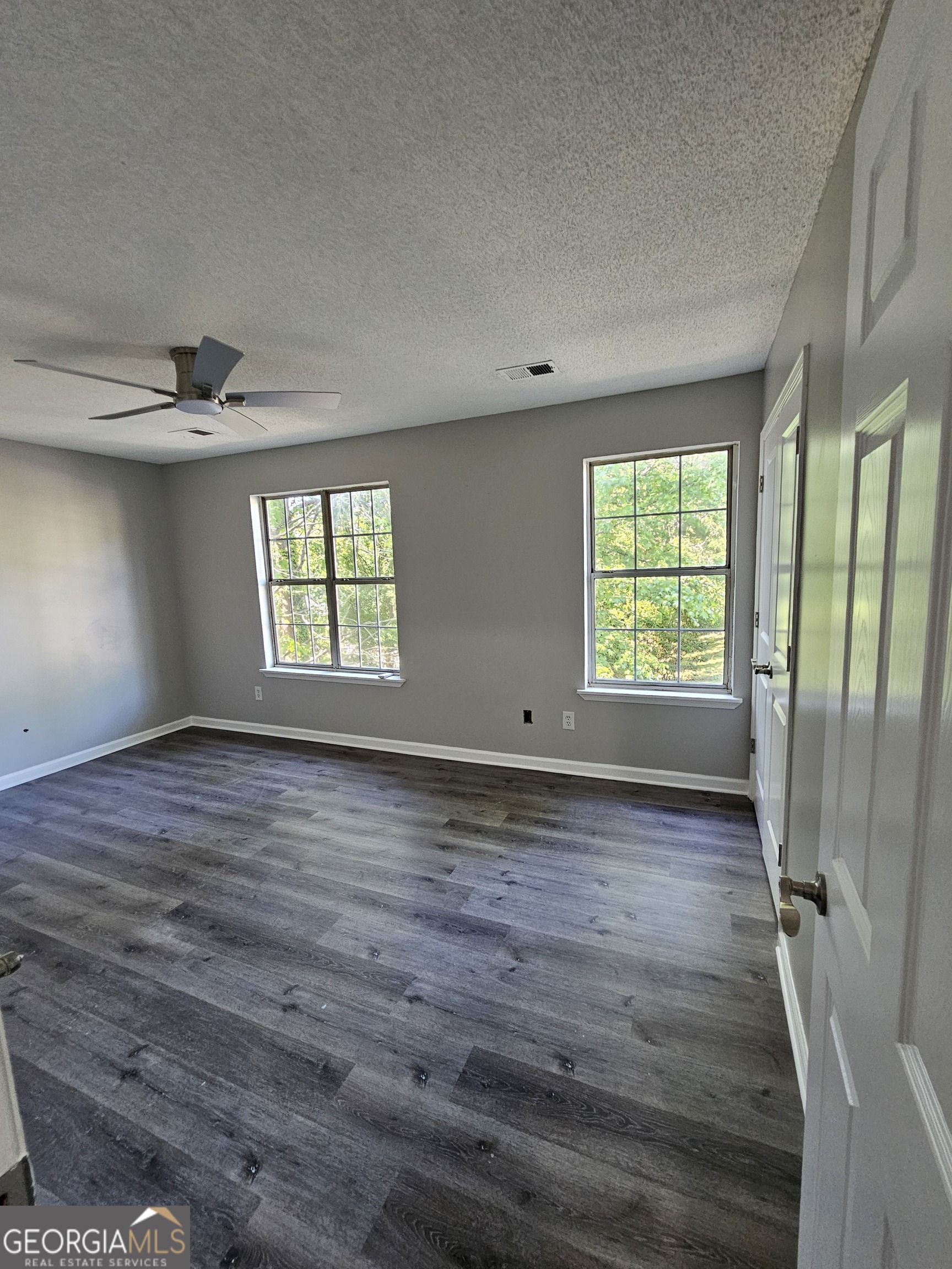 770 Jamestown Crossing Property Photo 12