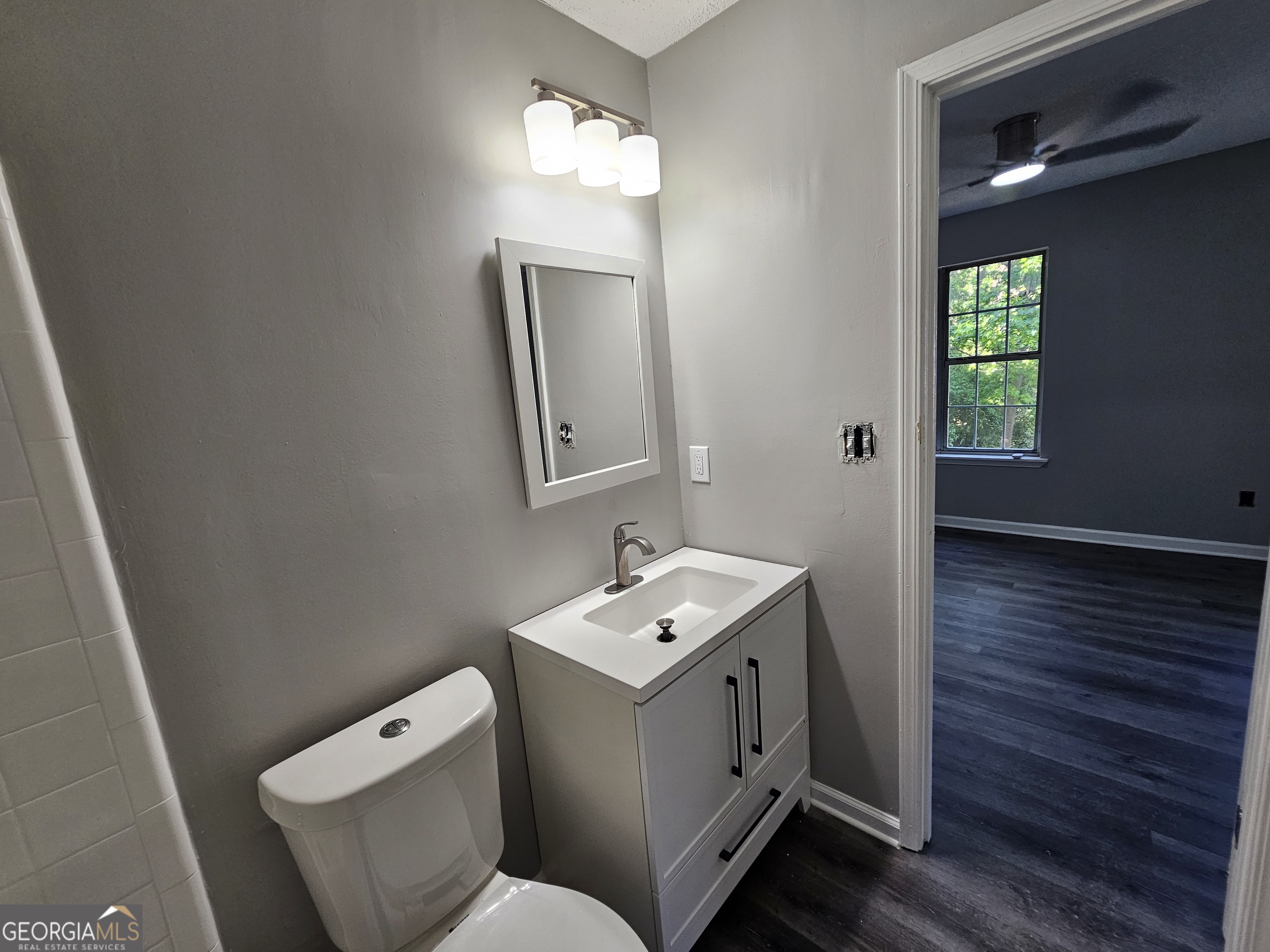 770 Jamestown Crossing Property Photo 15