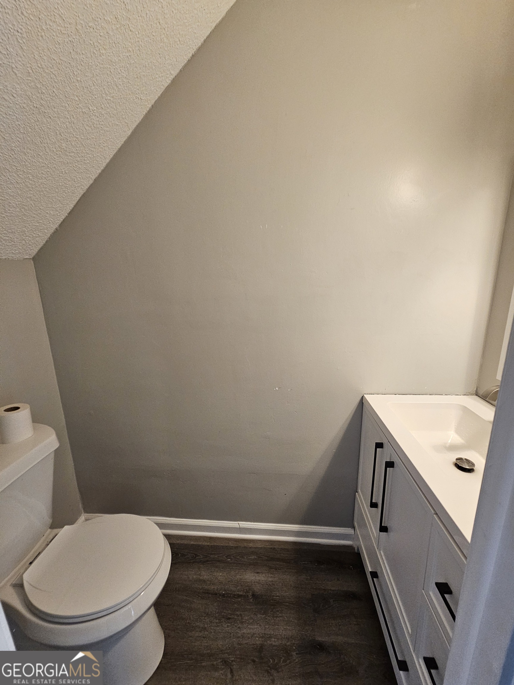 770 Jamestown Crossing Property Photo 20