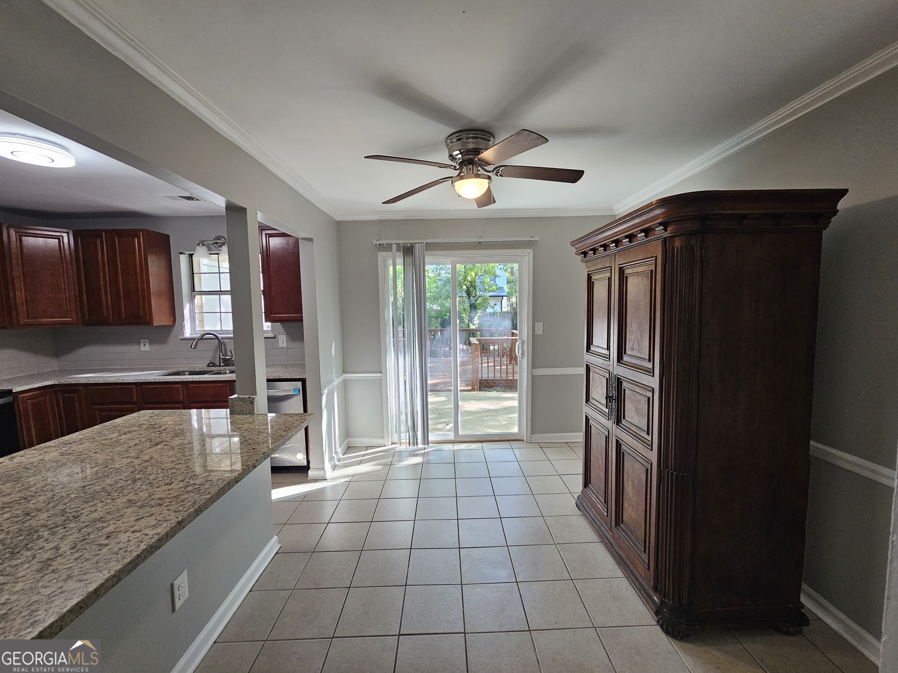 770 Jamestown Crossing Property Photo 29