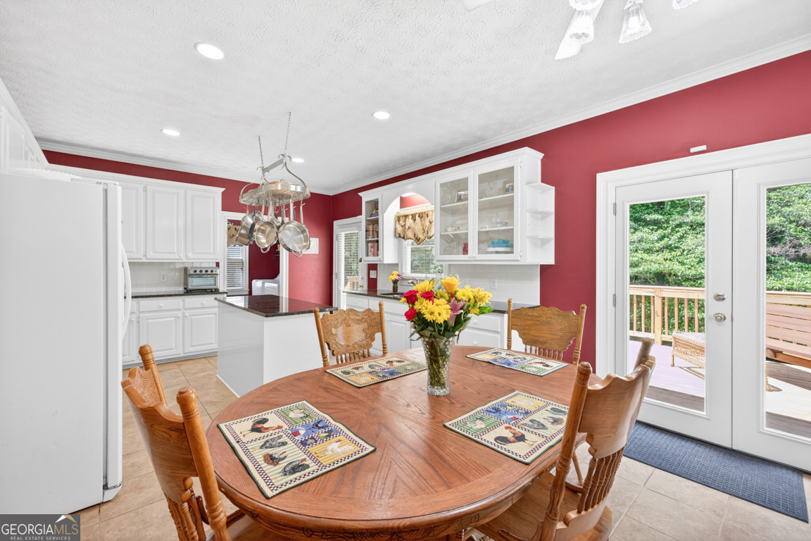 6 Adella Lane Property Photo 8