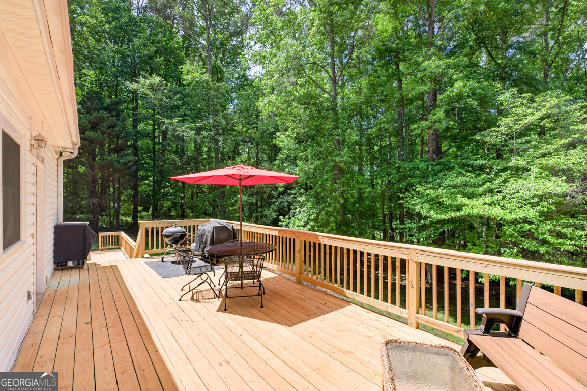 6 Adella Lane Property Photo 36