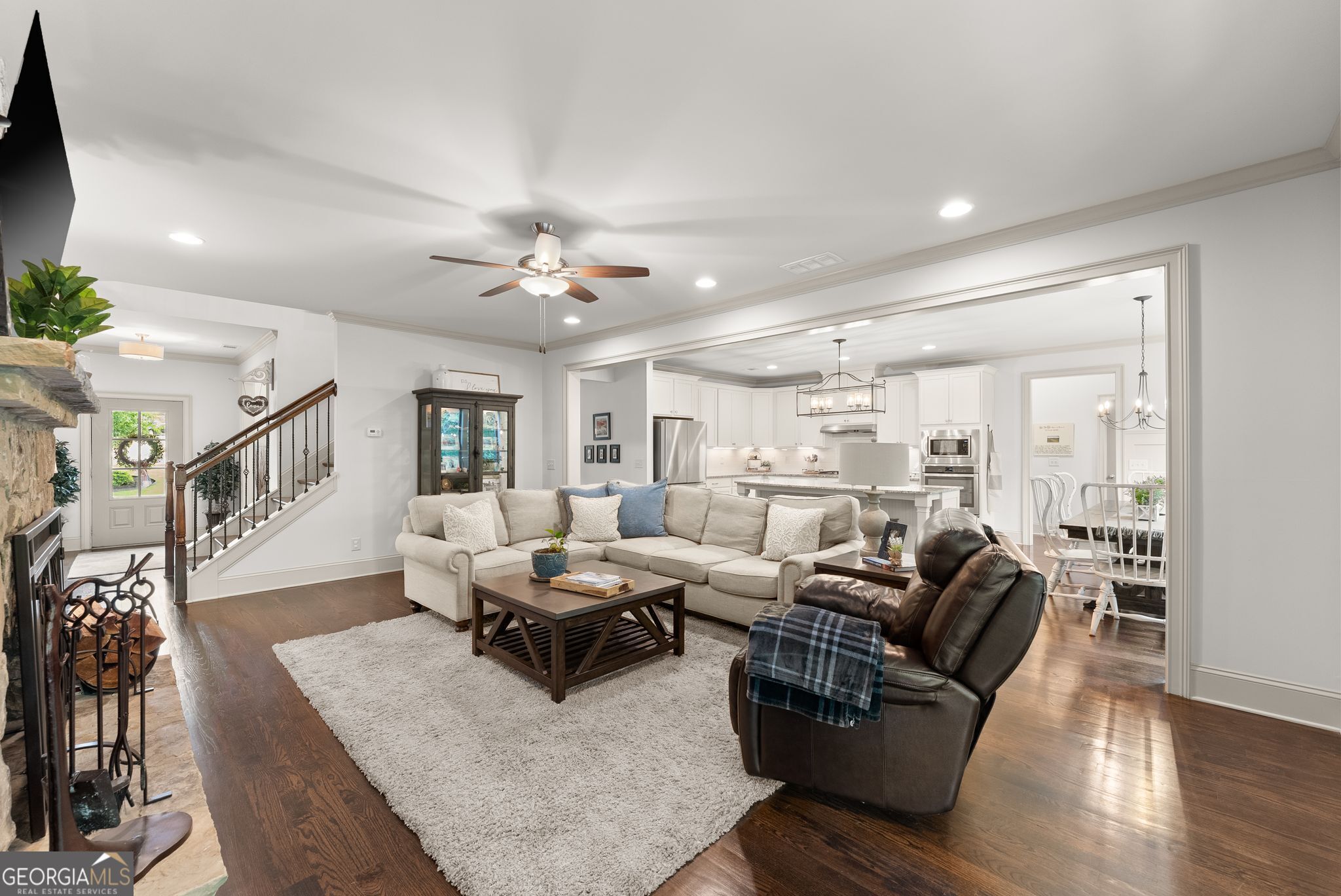 1247 Sterling Lake Drive Property Photo 4