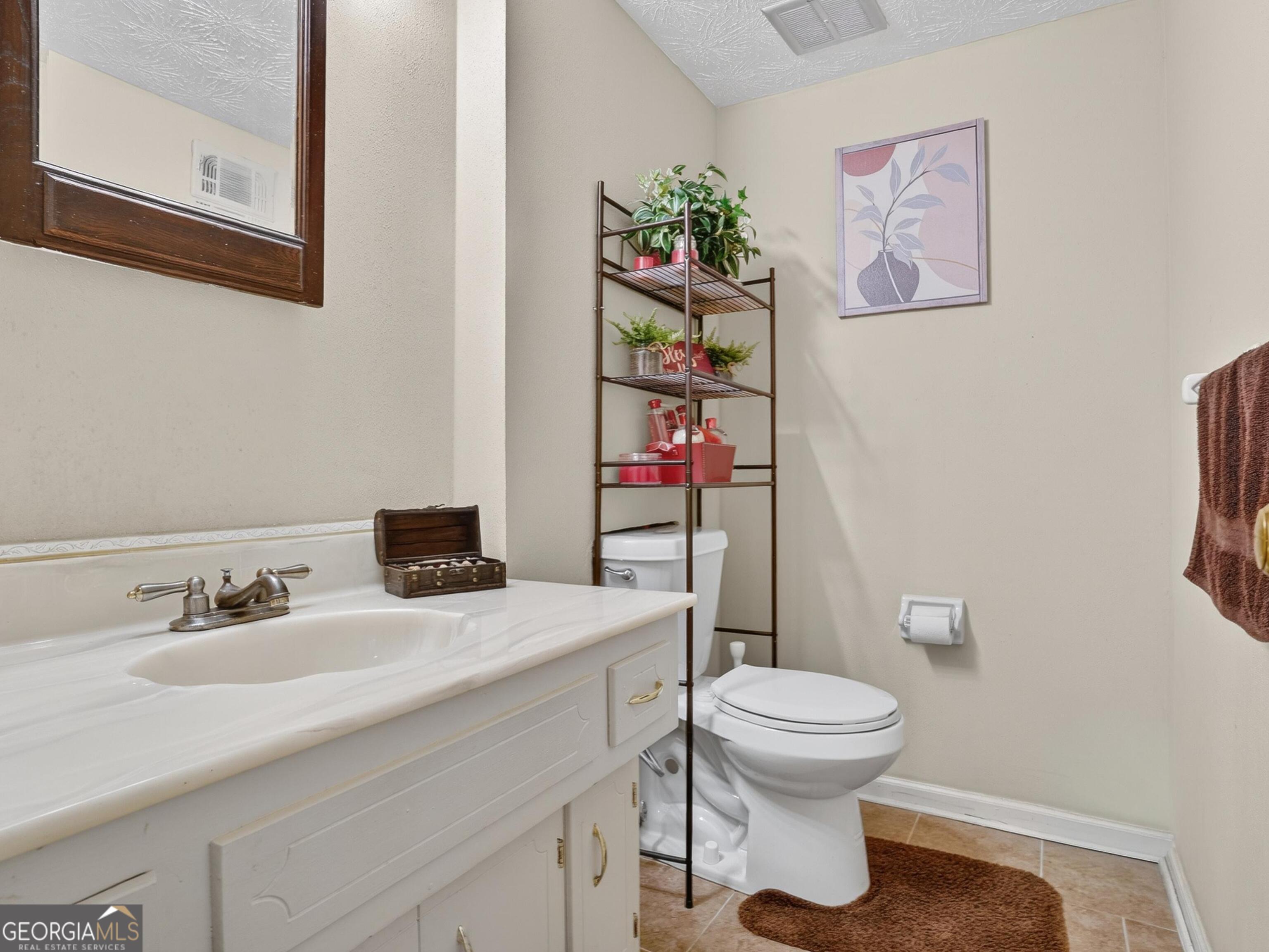 4605 Mercer Road Property Photo 14