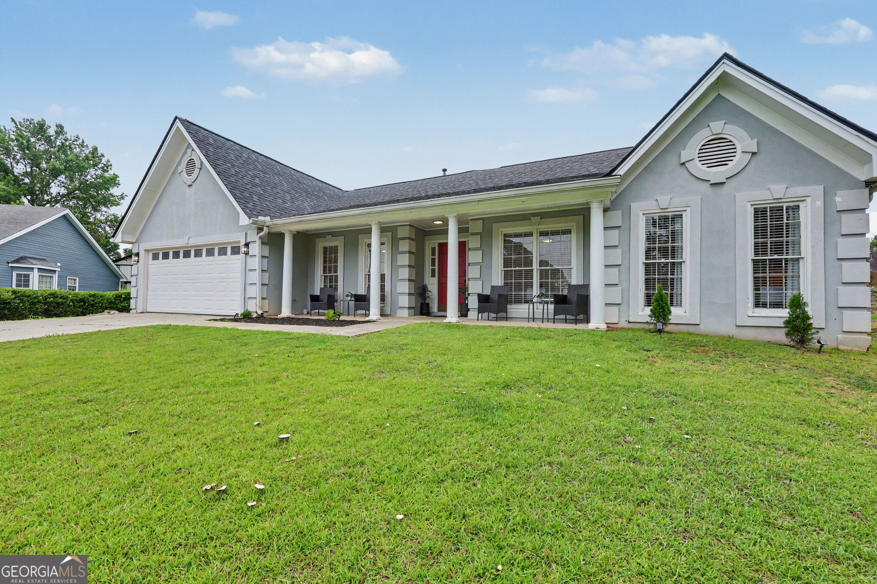 2118 Blue Martin Court Property Photo 5