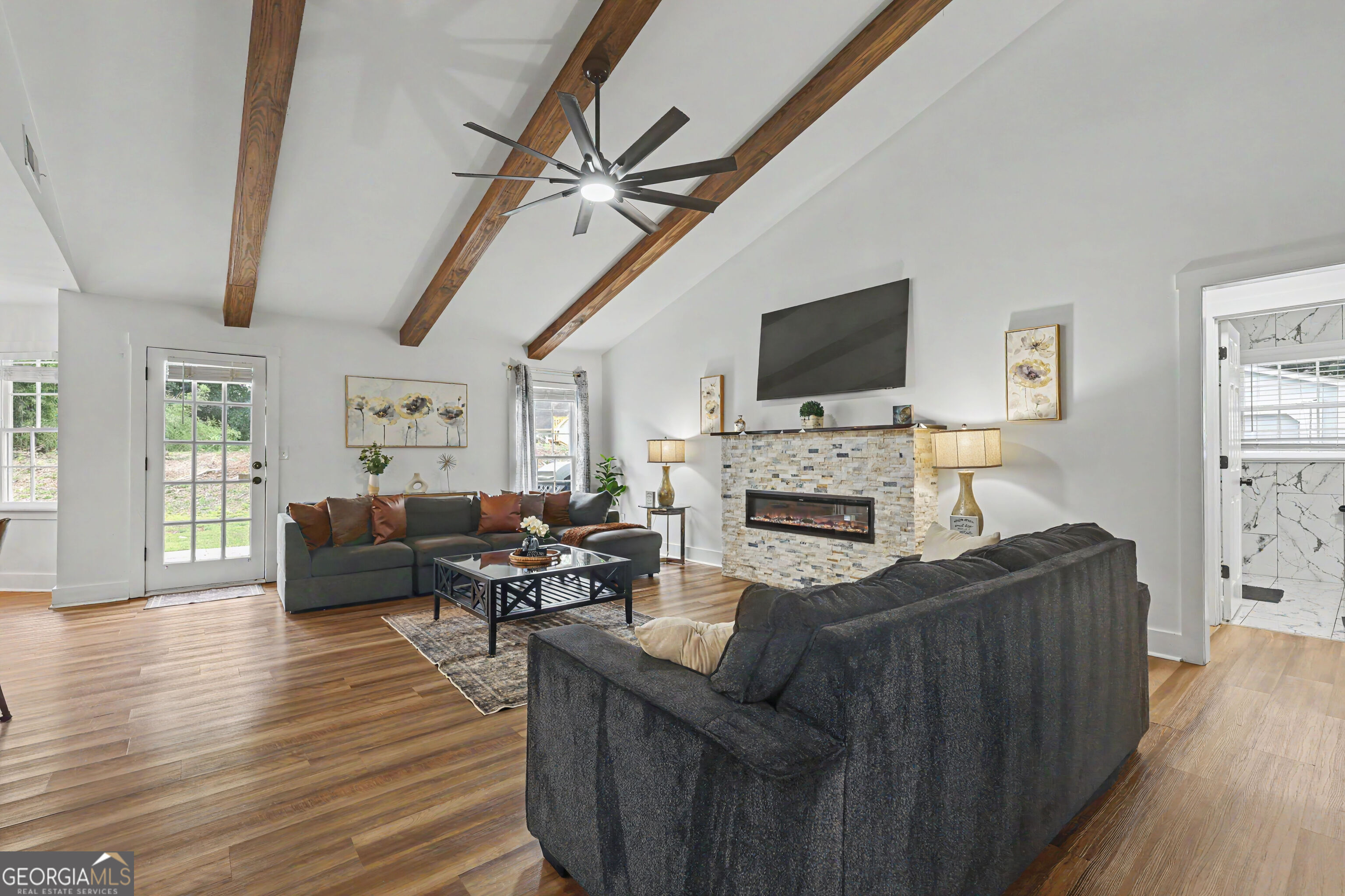 2118 Blue Martin Court Property Photo 11