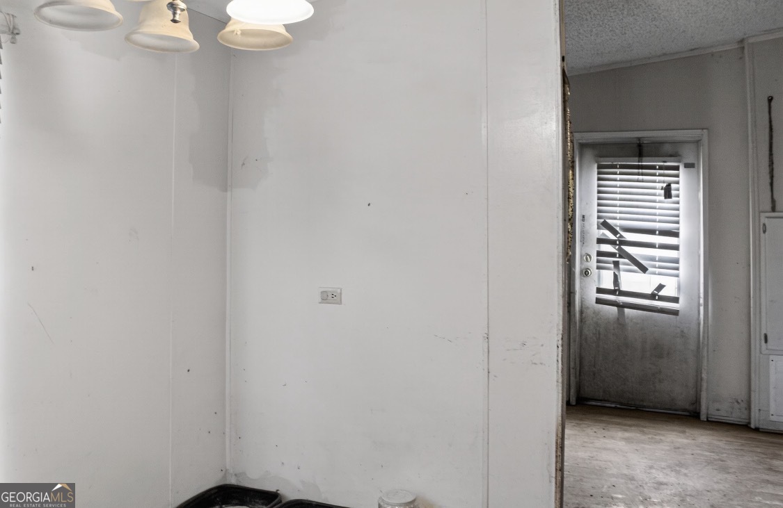 4402 Harper Road Property Photo 5