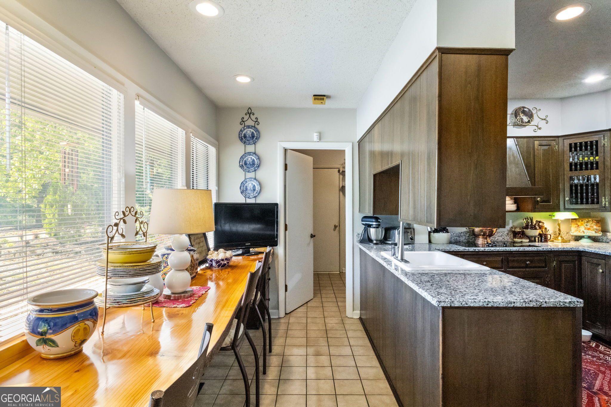1509 High Point Road Property Photo 6