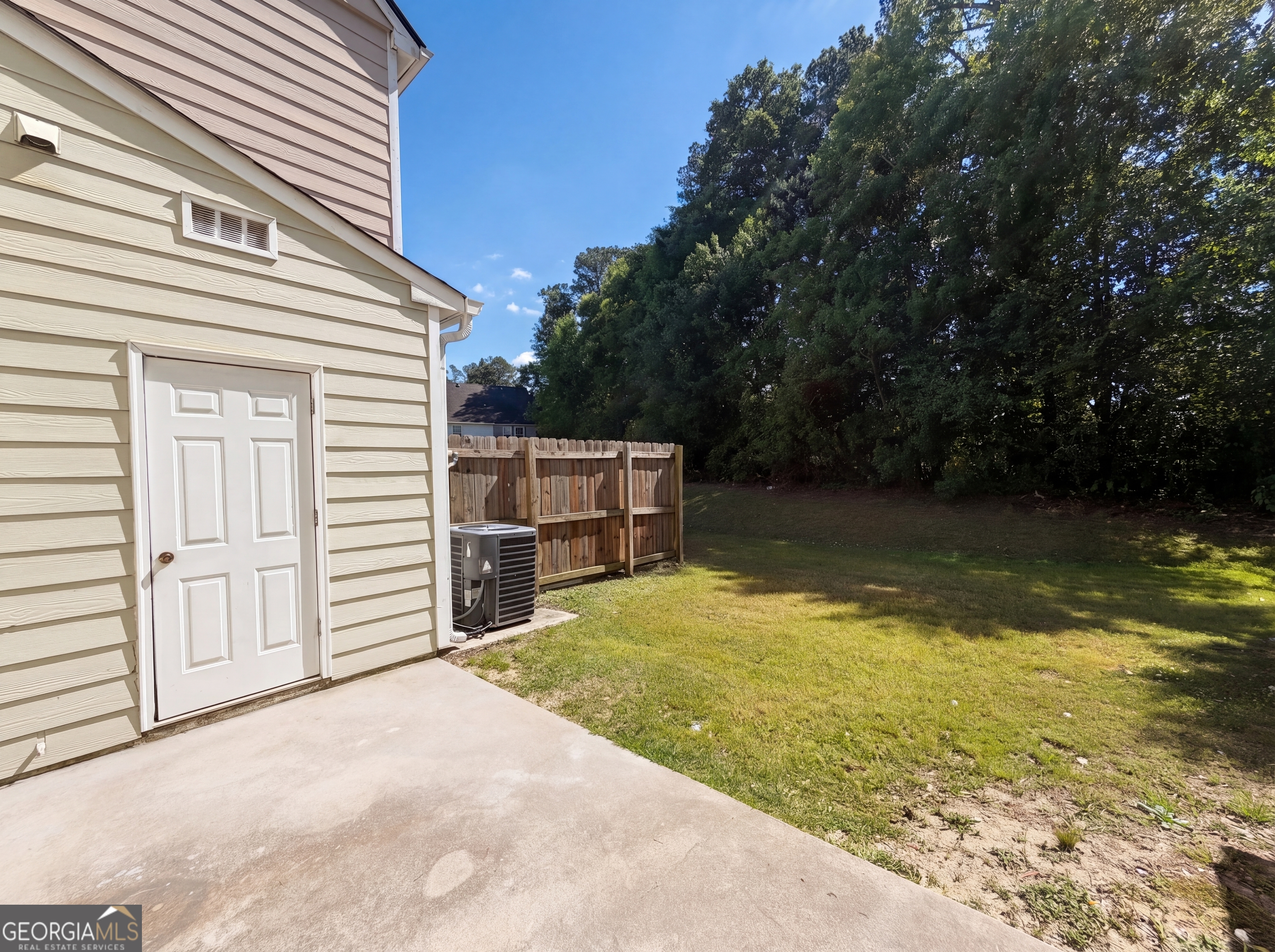 7045 Brookview Creek Property Photo 3