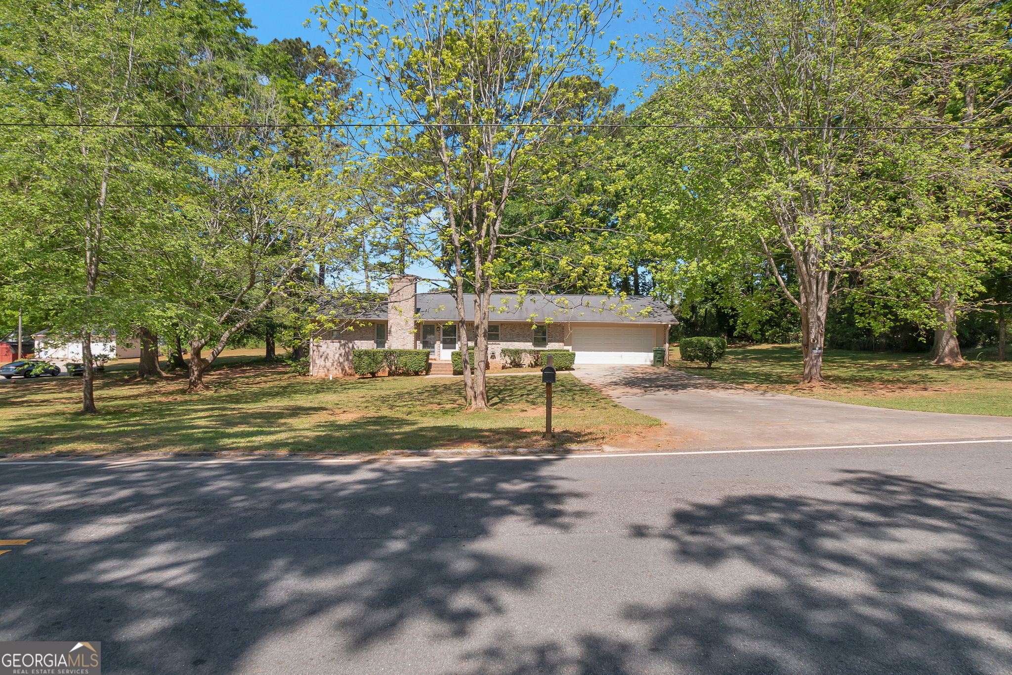 515 Kelton Road Property Photo 3