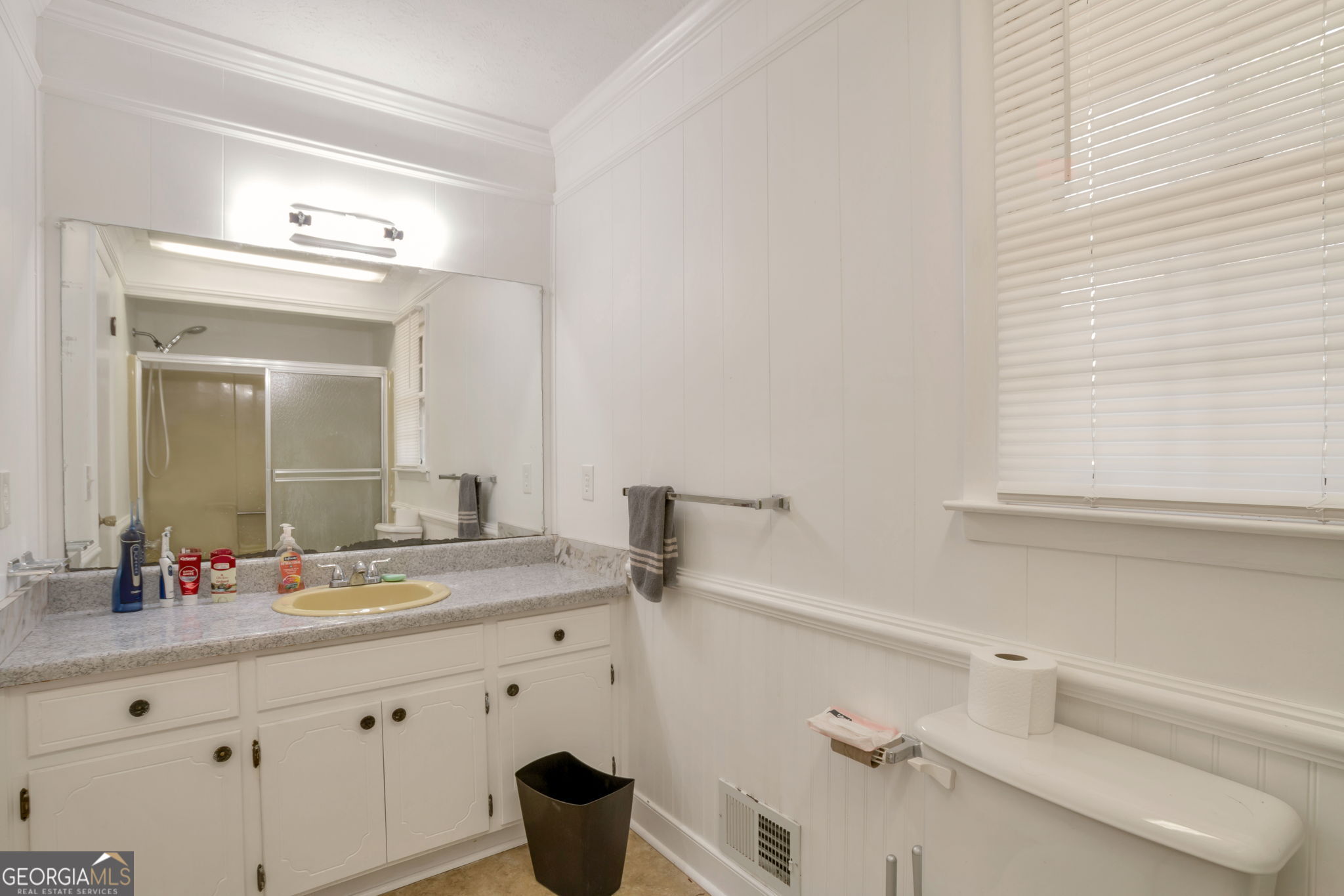 515 Kelton Road Property Photo 10