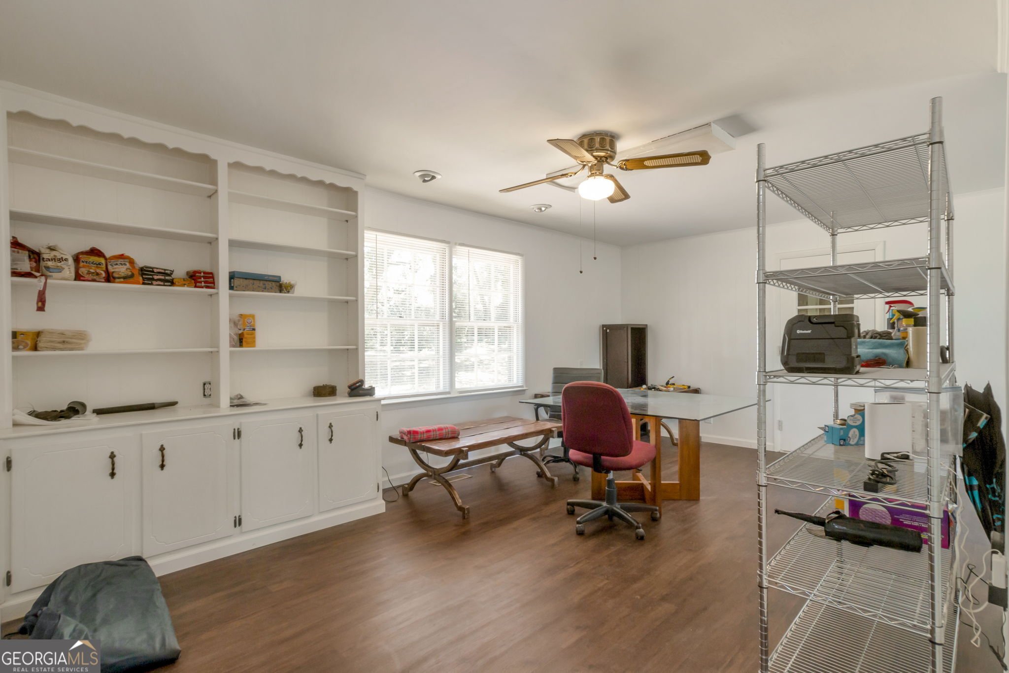 515 Kelton Road Property Photo 15