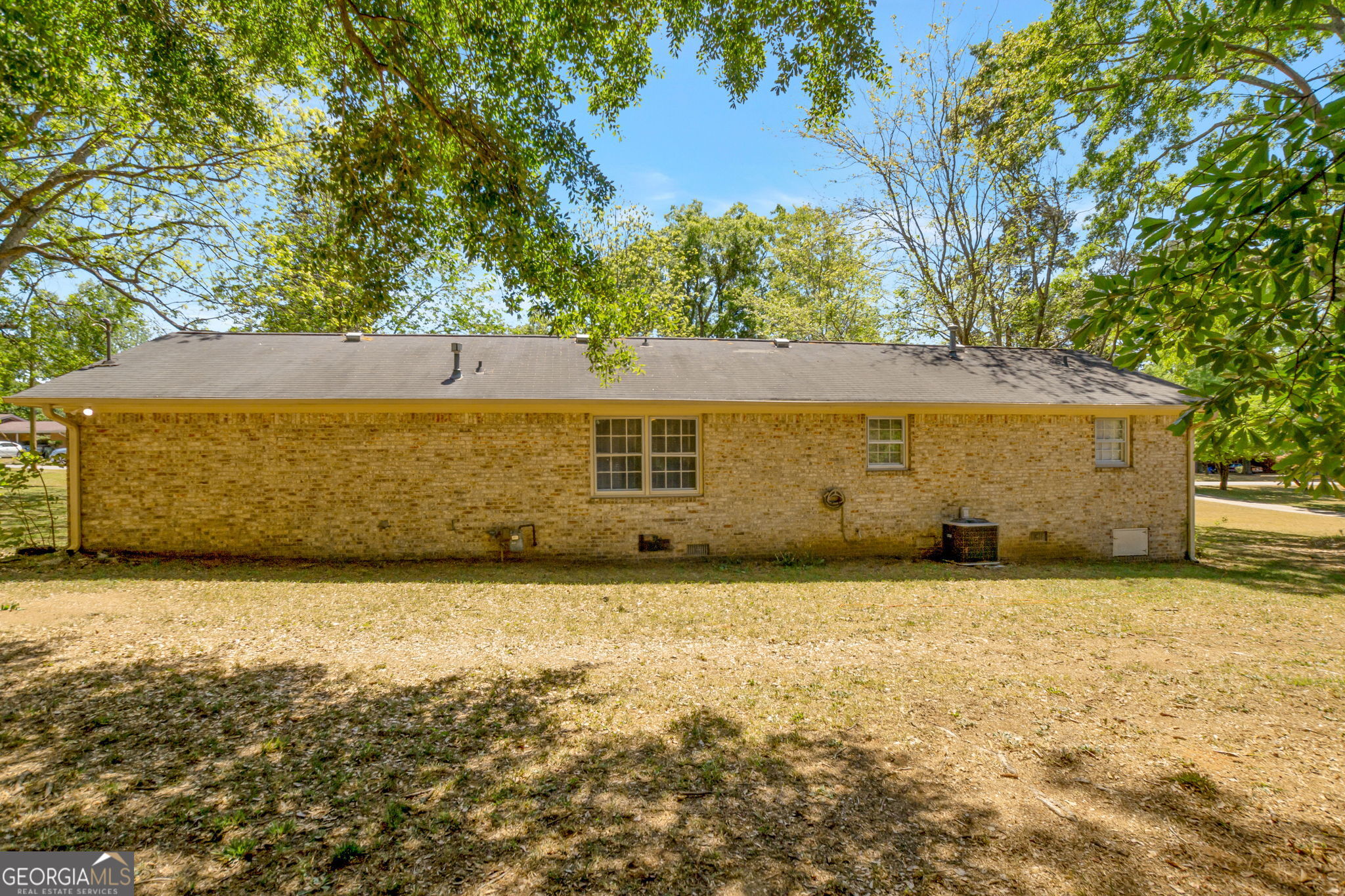 515 Kelton Road Property Photo 17
