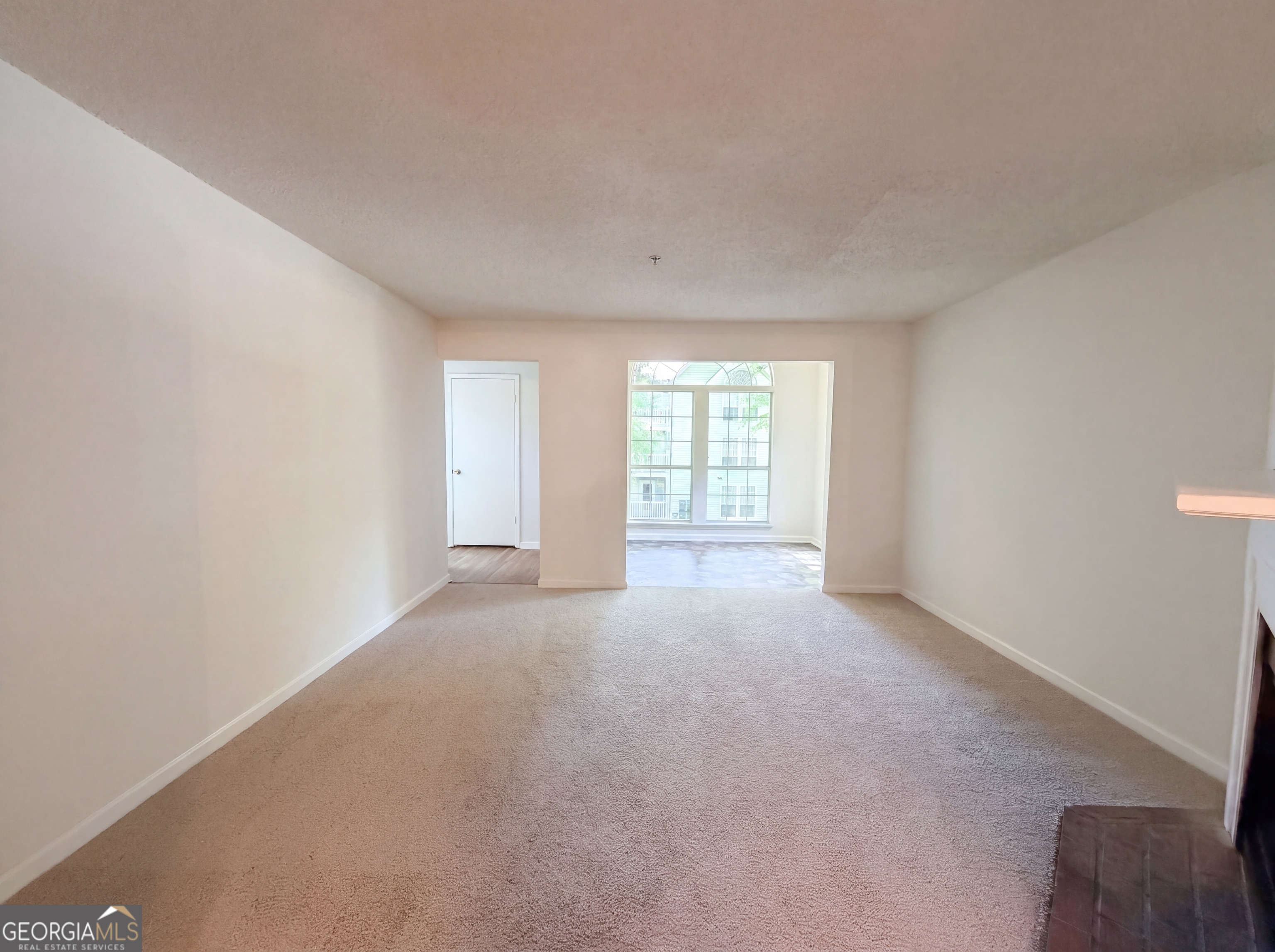 573 Cobblestone Trail Property Photo 4