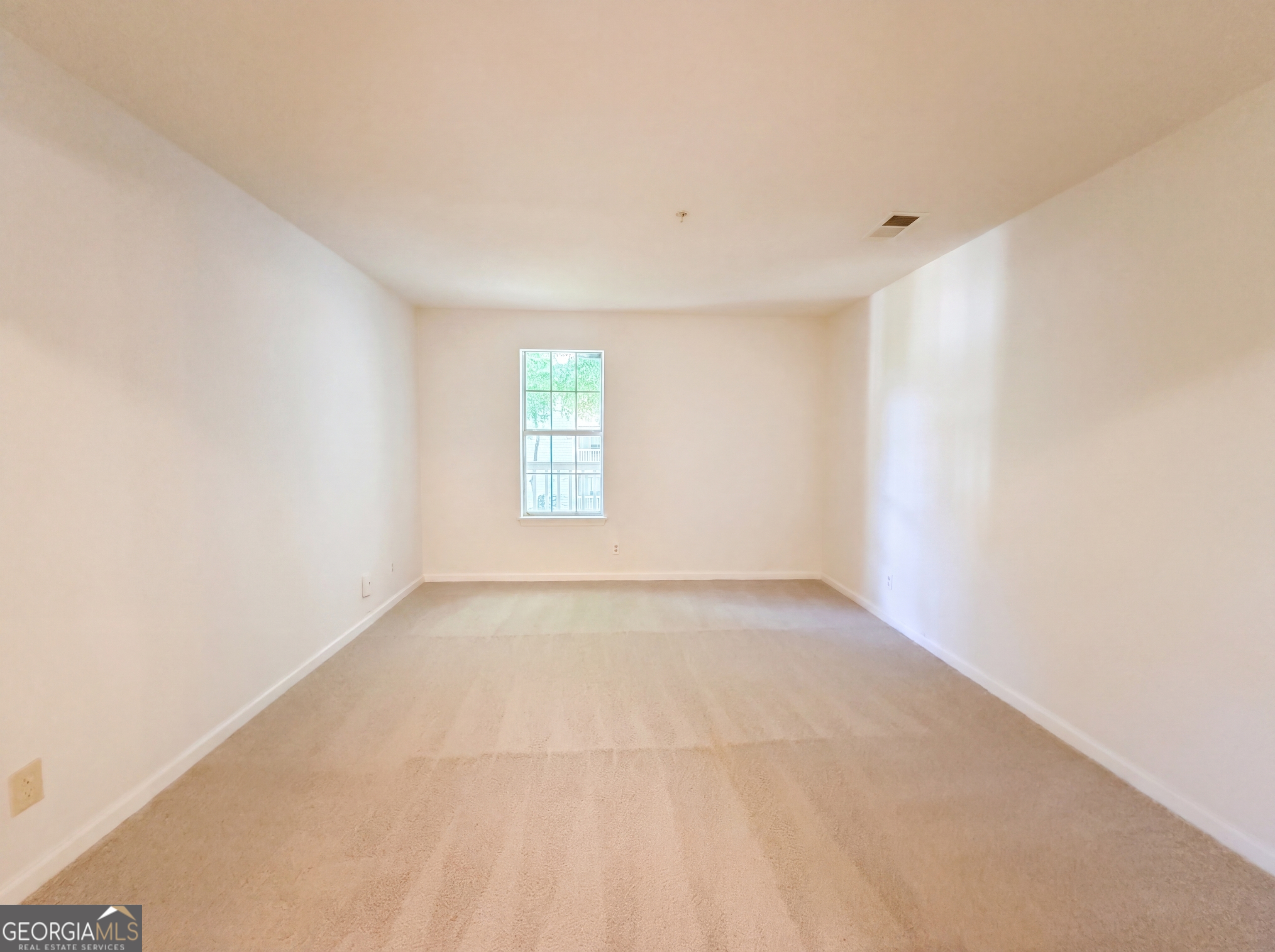 573 Cobblestone Trail Property Photo 10
