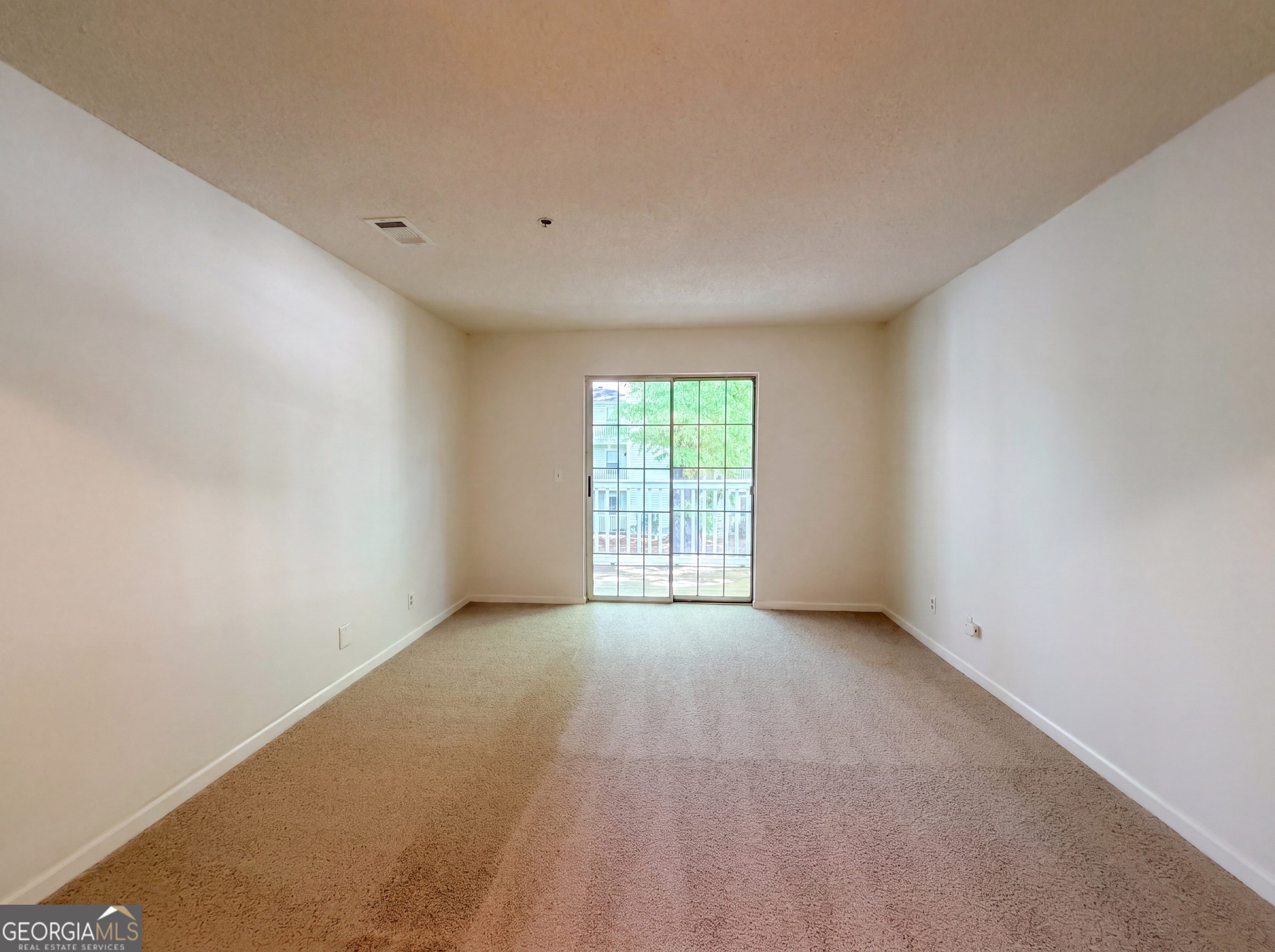 573 Cobblestone Trail Property Photo 12
