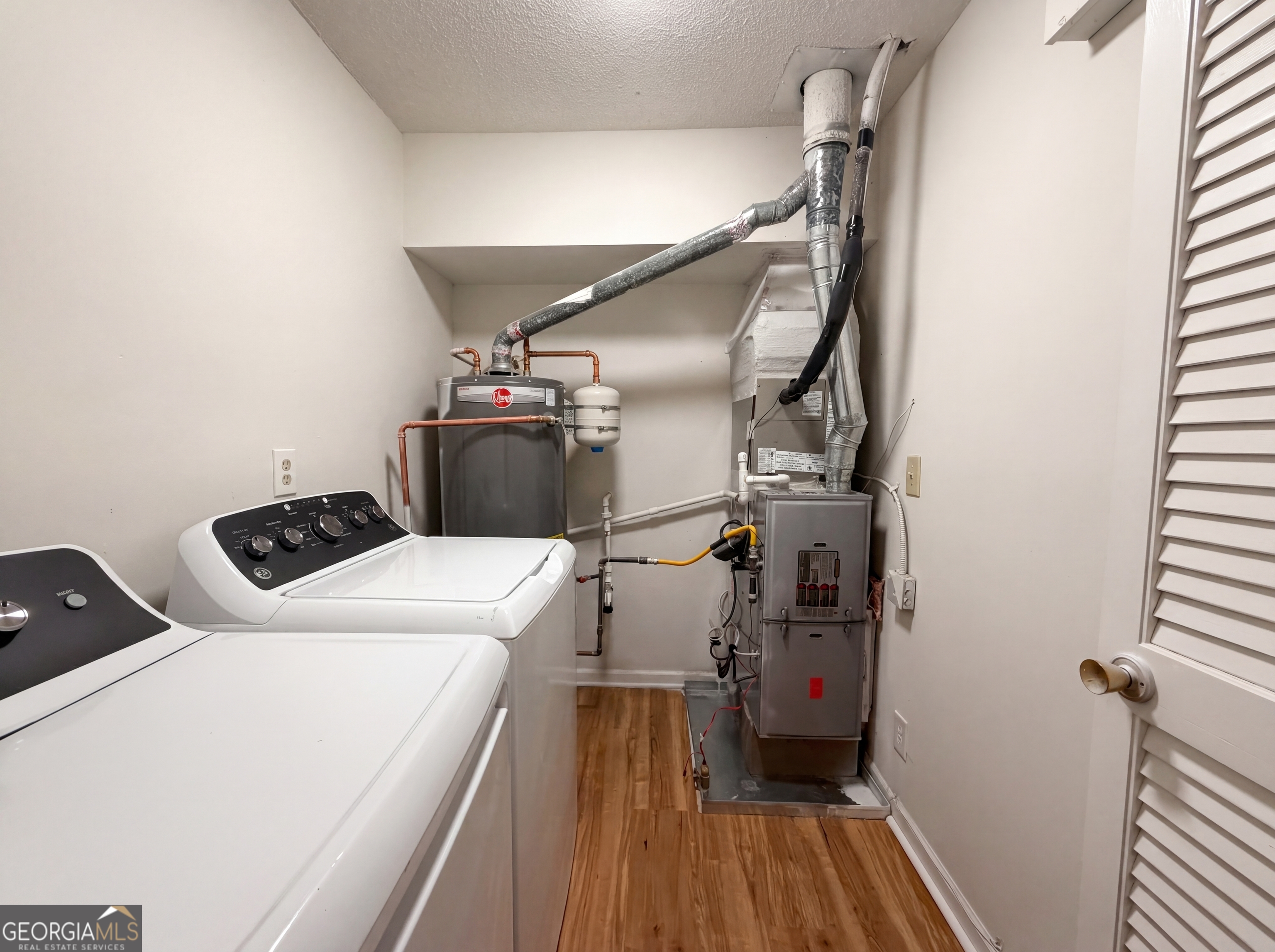 573 Cobblestone Trail Property Photo 16