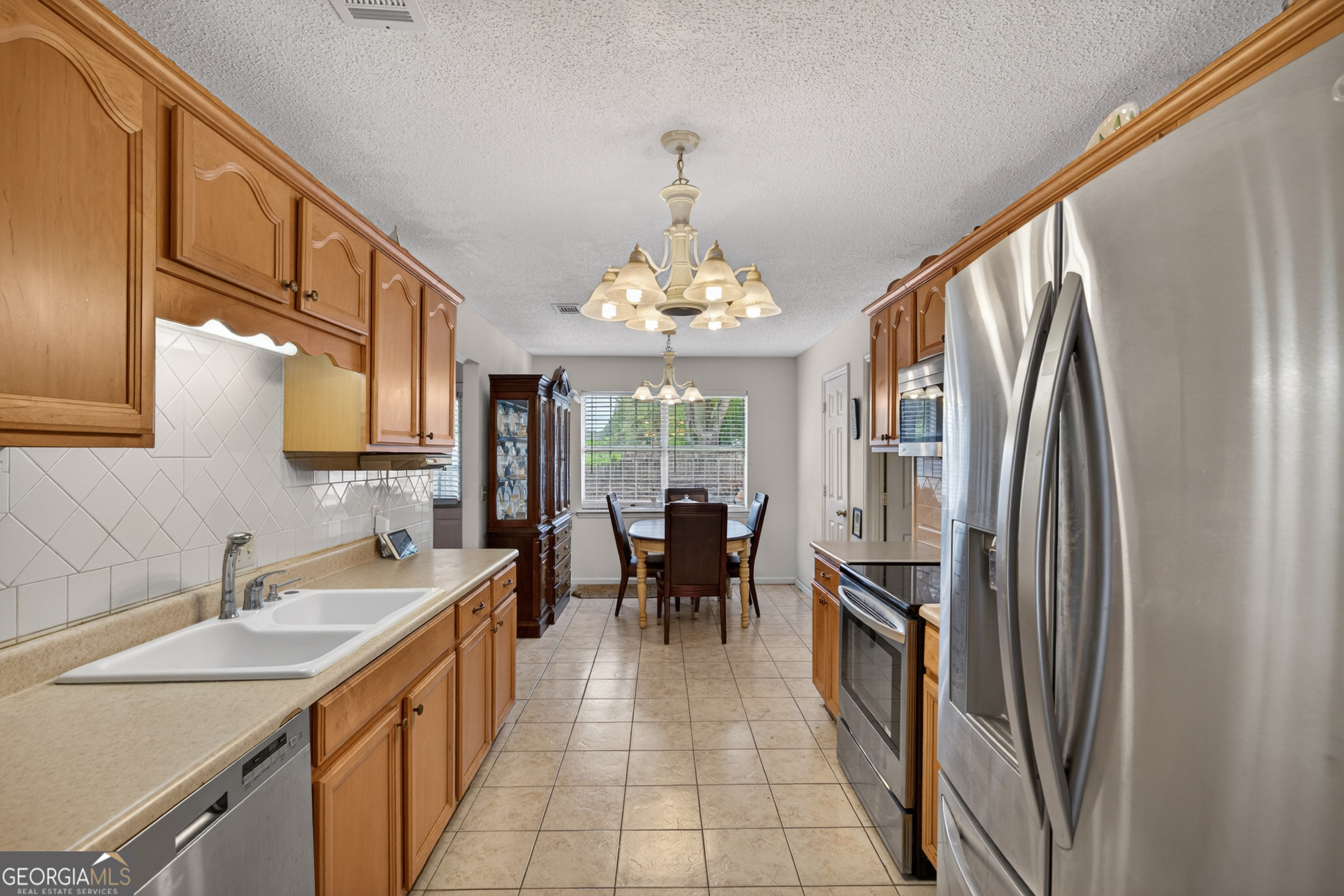 1448 Paul Caswell Boulevard Property Photo 6