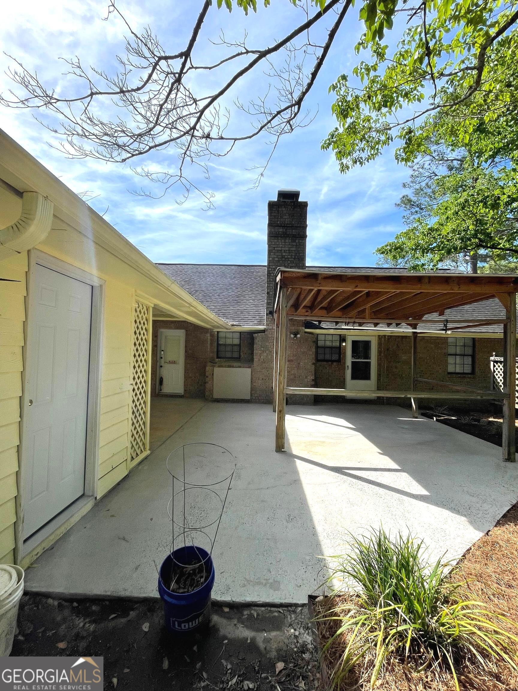 1104 Lakeview Drive Property Photo 10