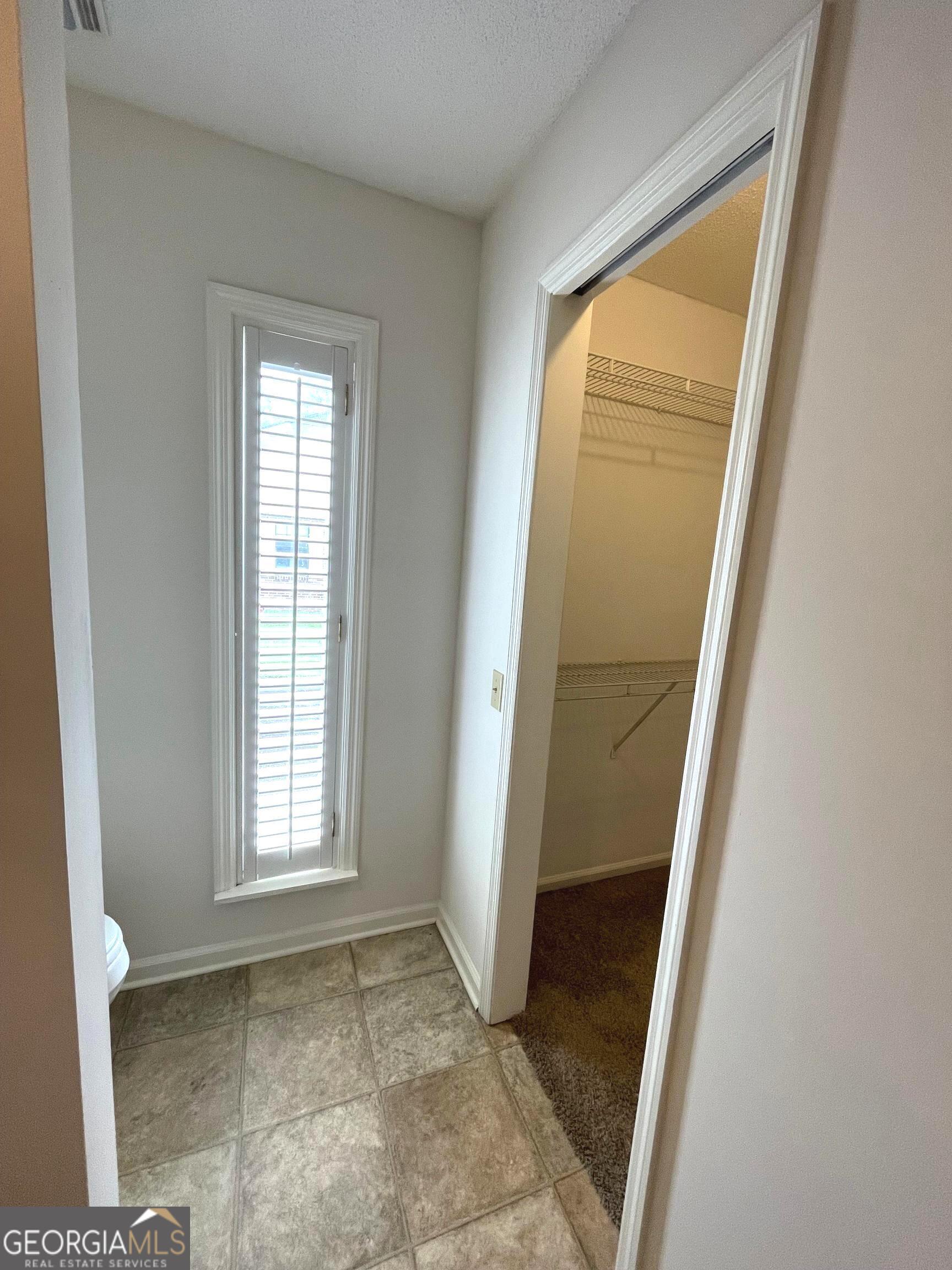 1104 Lakeview Drive Property Photo 33