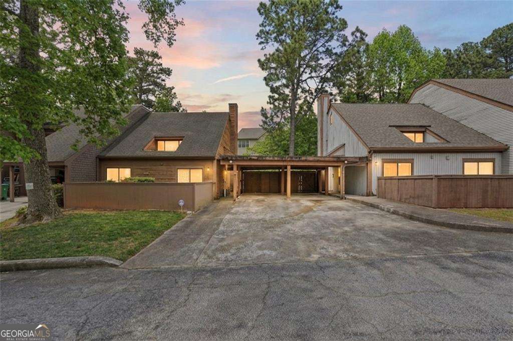 9 Willowick Drive Property Photo 15
