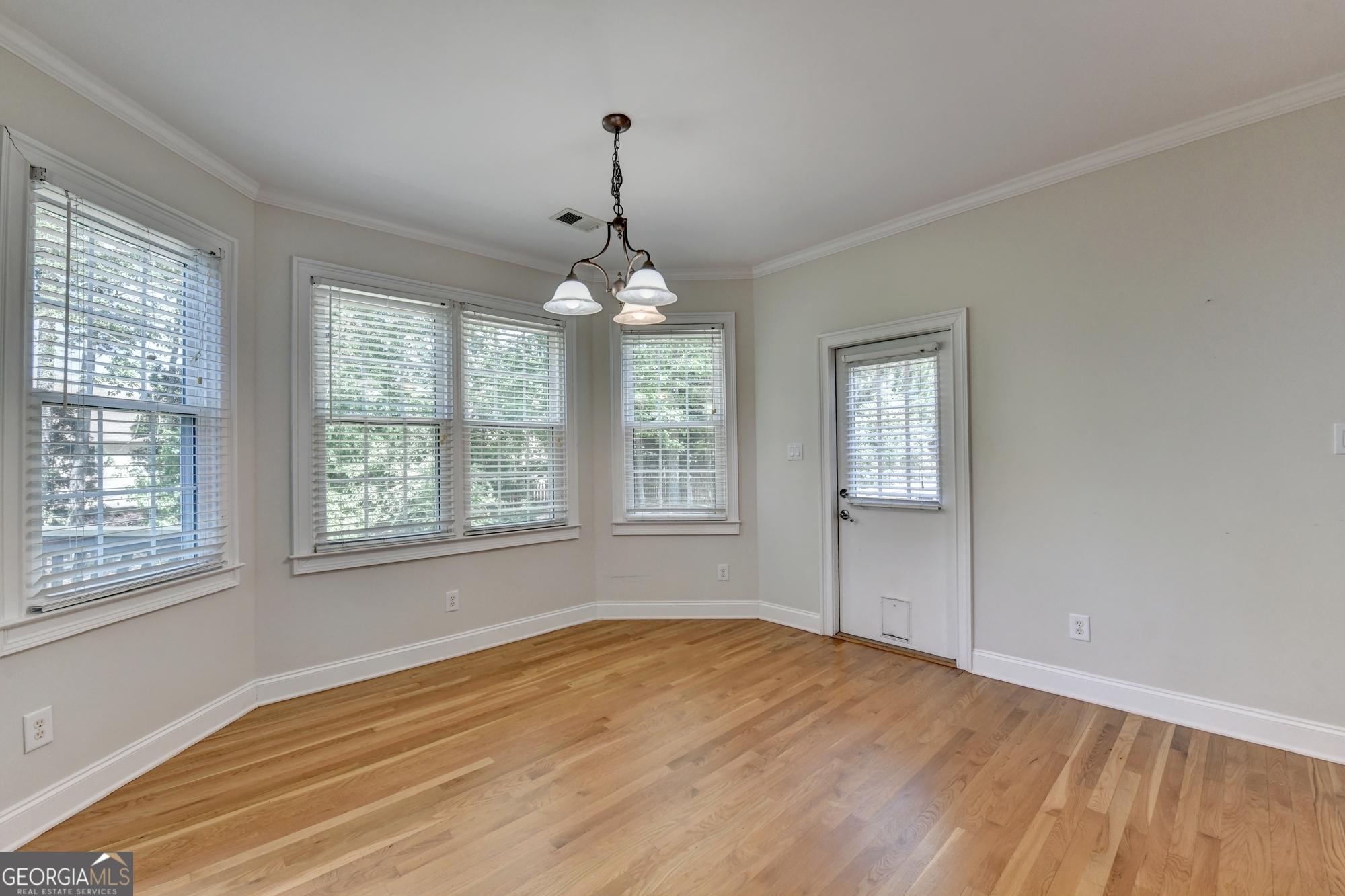 1173 Forest Crest Court Property Photo 34